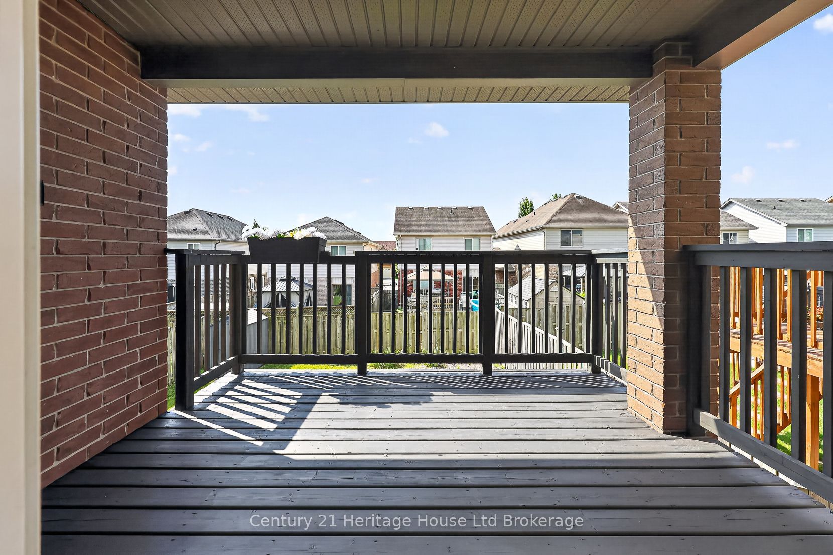 734 Frontenac Crescent Property Photo 33