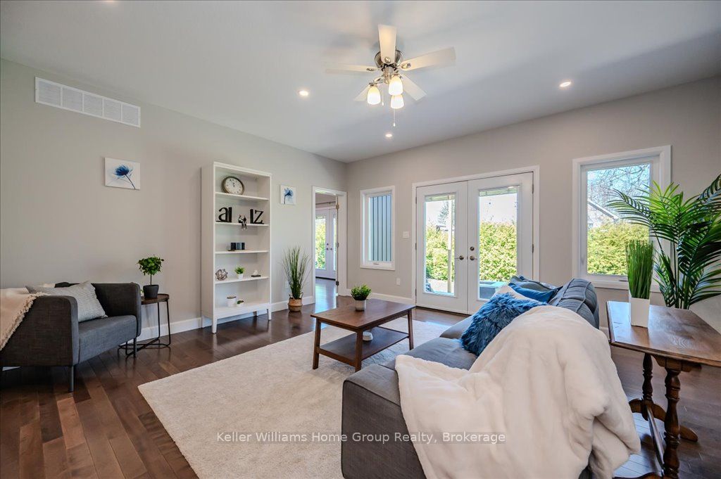 479 St George Street E Property Photo 16