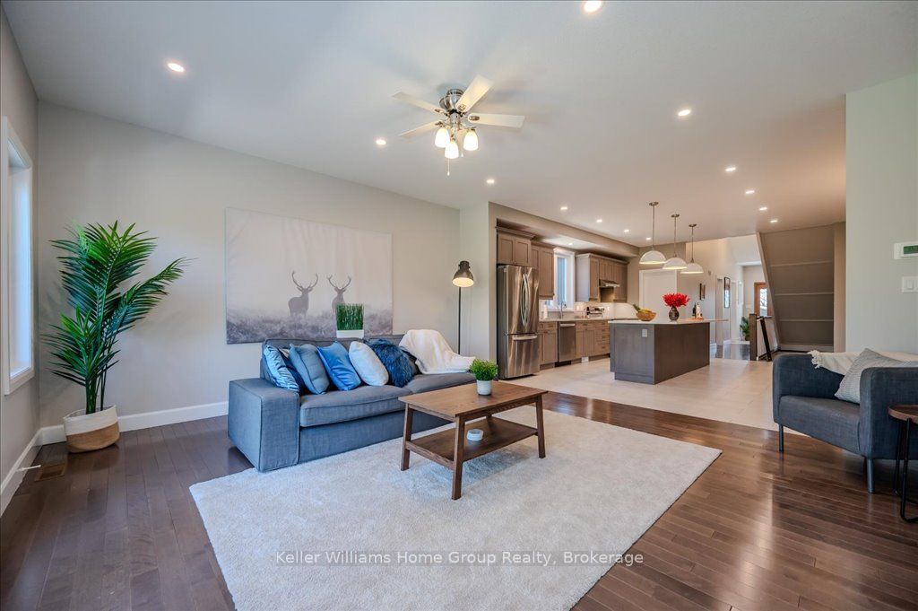 479 St George Street E Property Photo 18