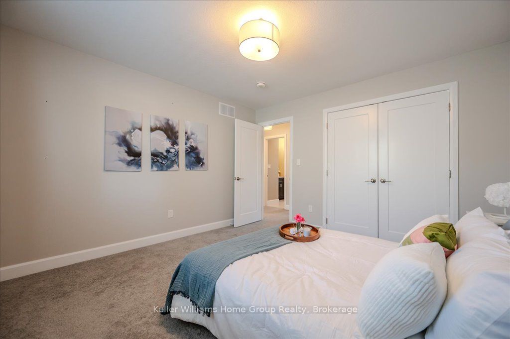 479 St George Street E Property Photo 29