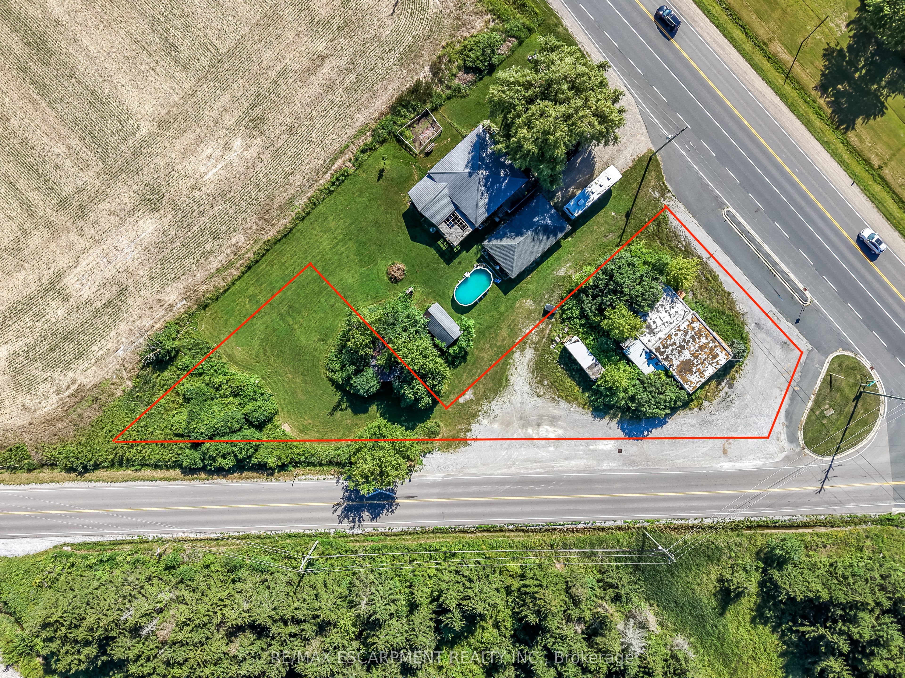 3819 Highway 6 Property Photo 3