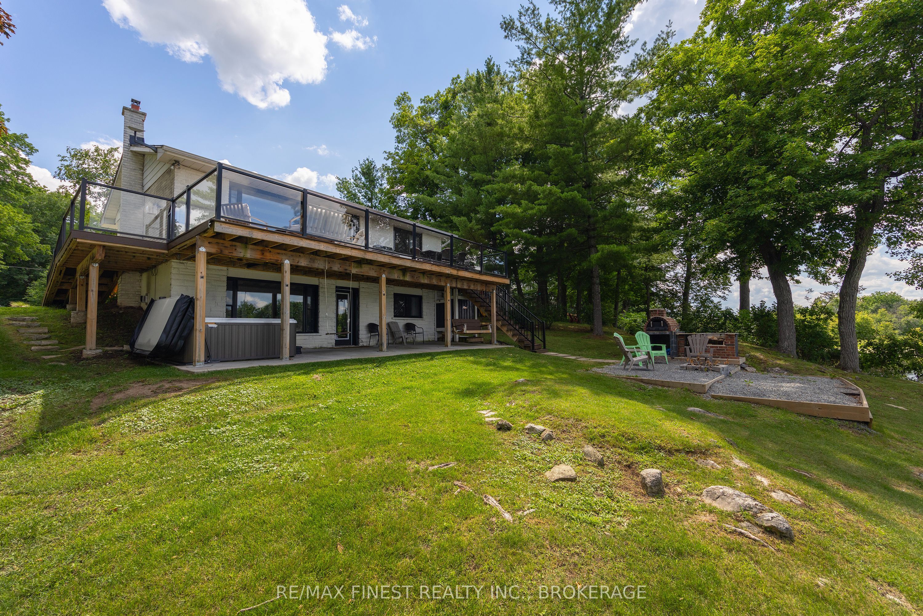 4267 Maple Drive Property Photo 9