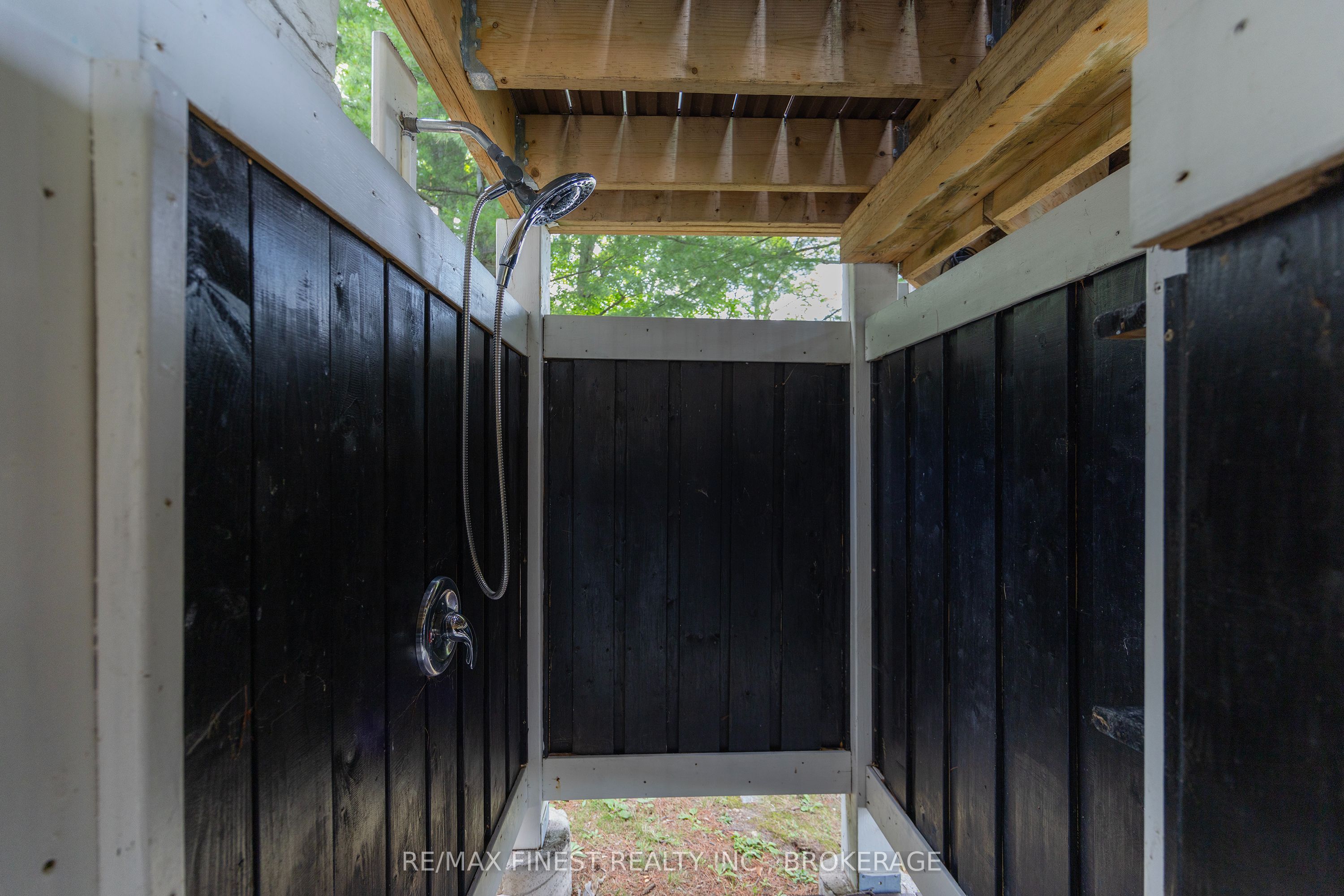 4267 Maple Drive Property Photo 14