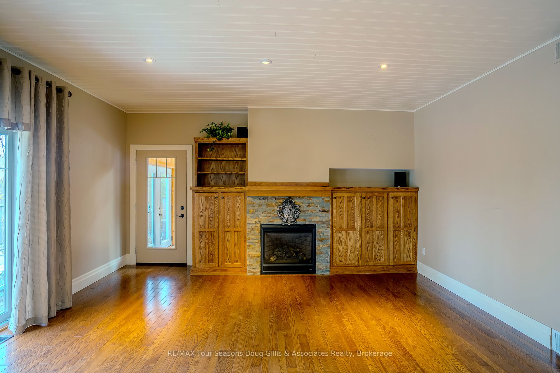 135 Algonquin Drive Property Photo 12