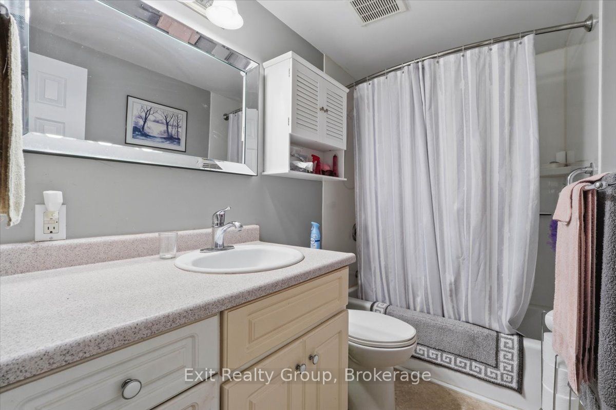 12 Park Lane Property Photo 16