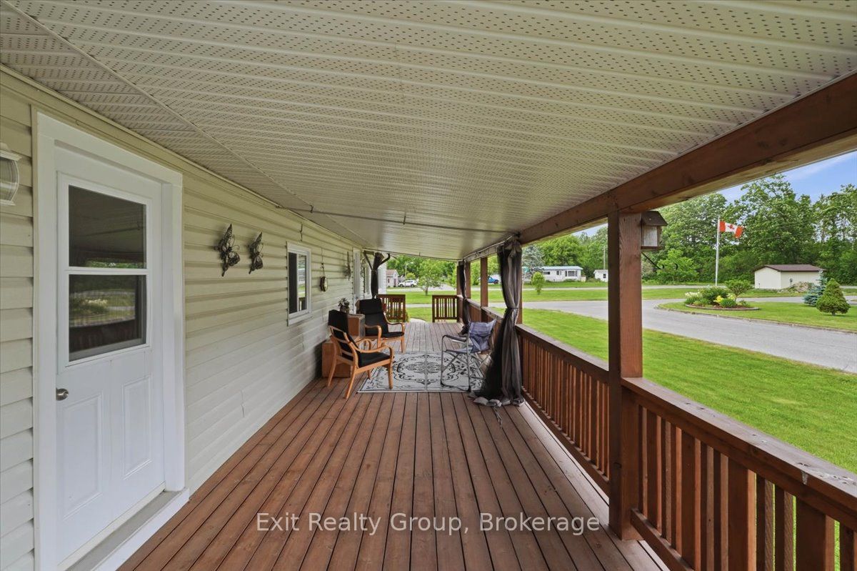 12 Park Lane Property Photo 22