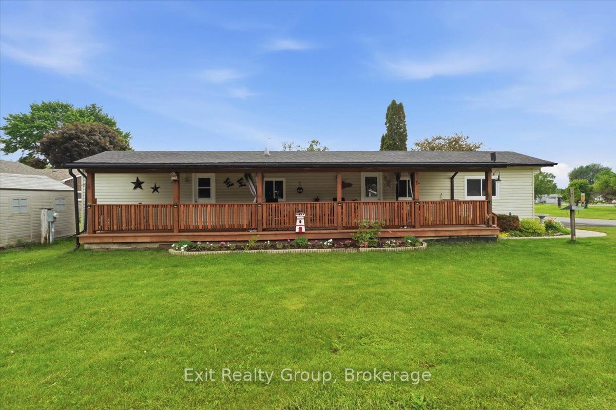 12 Park Lane Property Photo 23