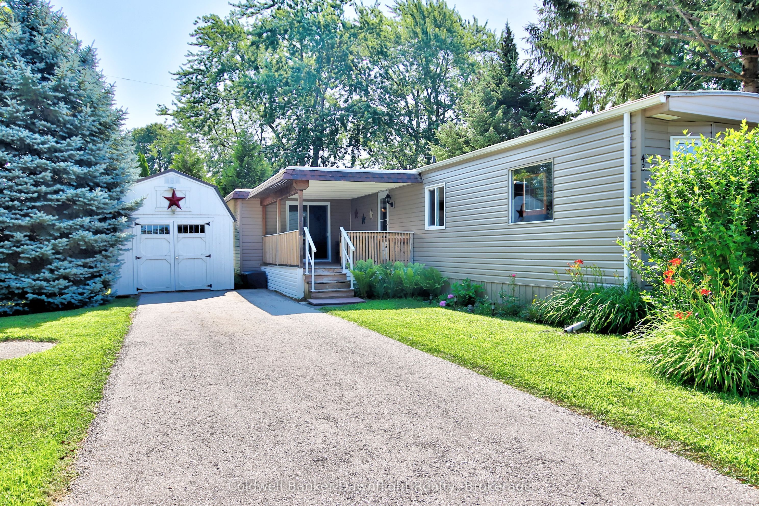 42 Cranberry Drive Property Photo 1