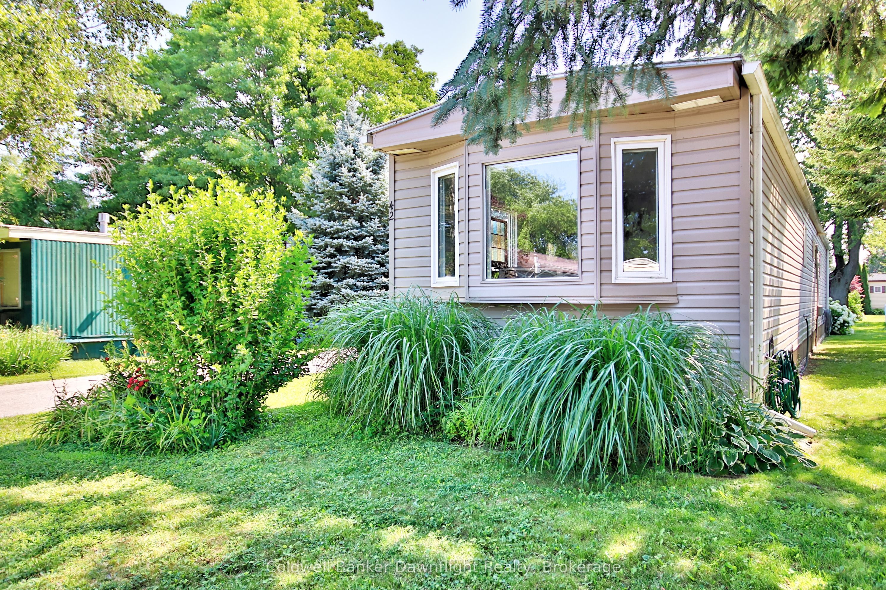 42 Cranberry Drive Property Photo 2