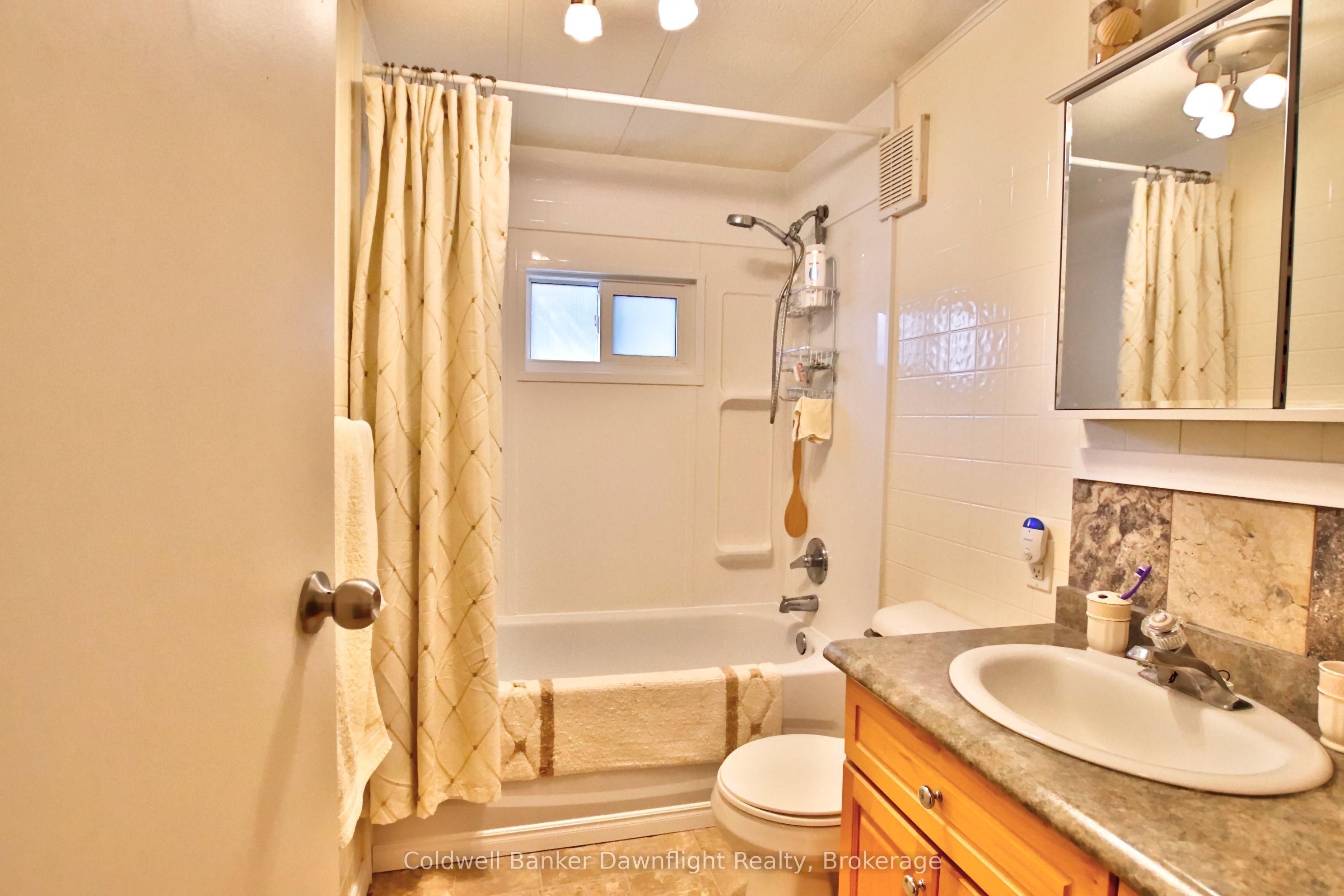 42 Cranberry Drive Property Photo 13