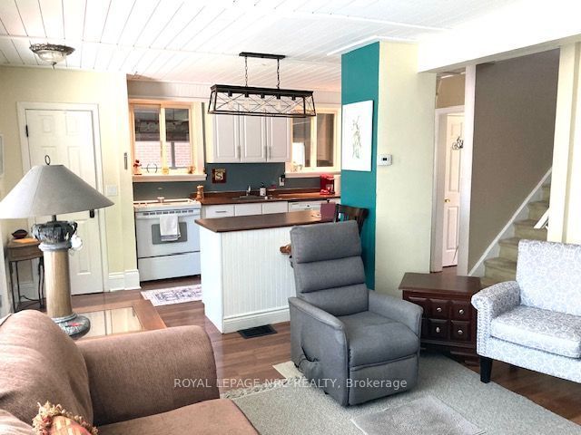5681 Morse Avenue Property Photo 5