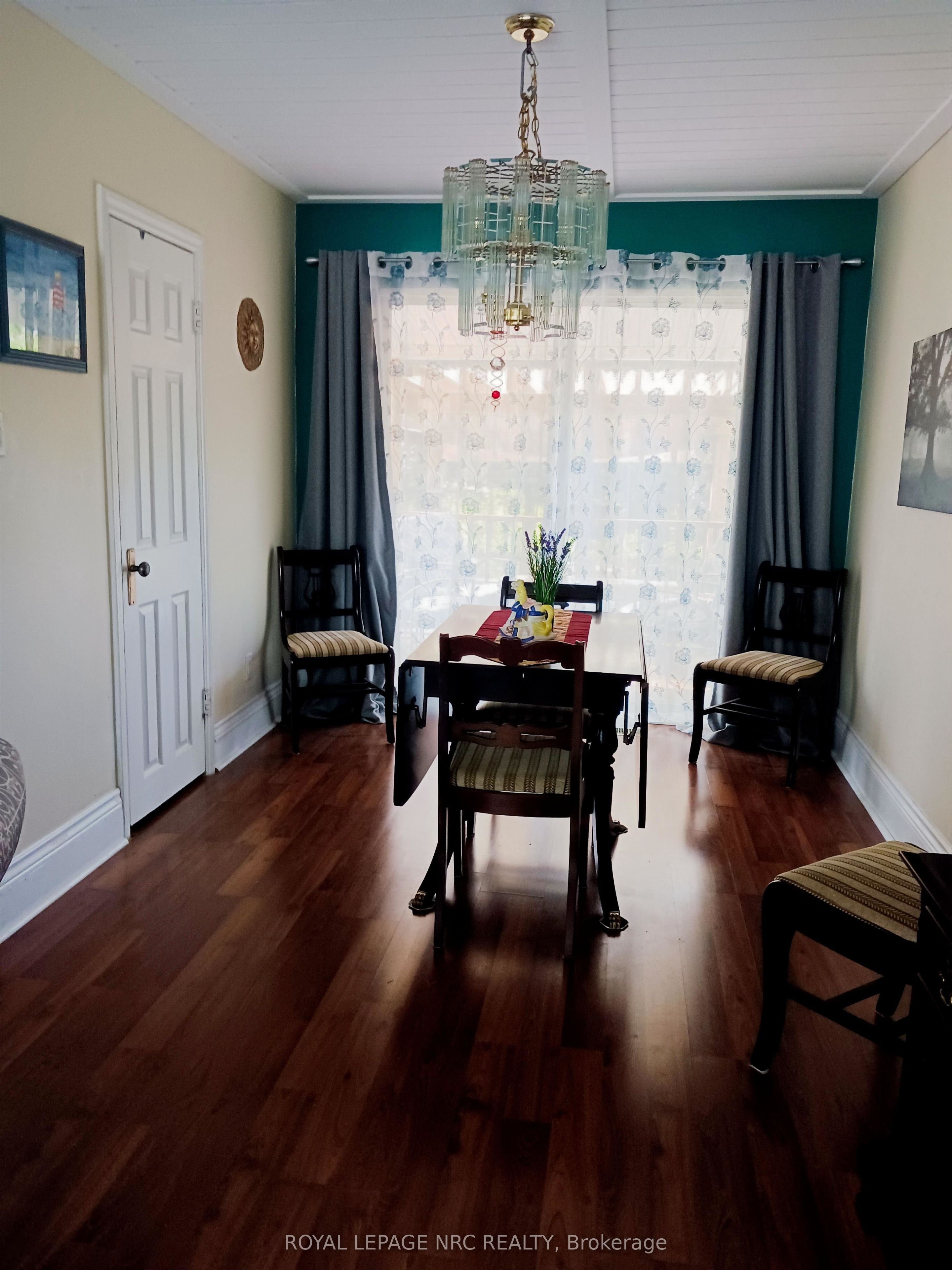 5681 Morse Avenue Property Photo 6