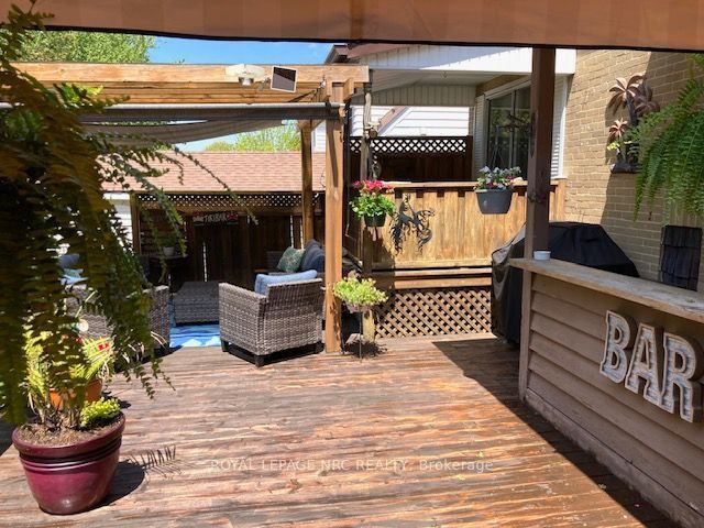 5681 Morse Avenue Property Photo 16