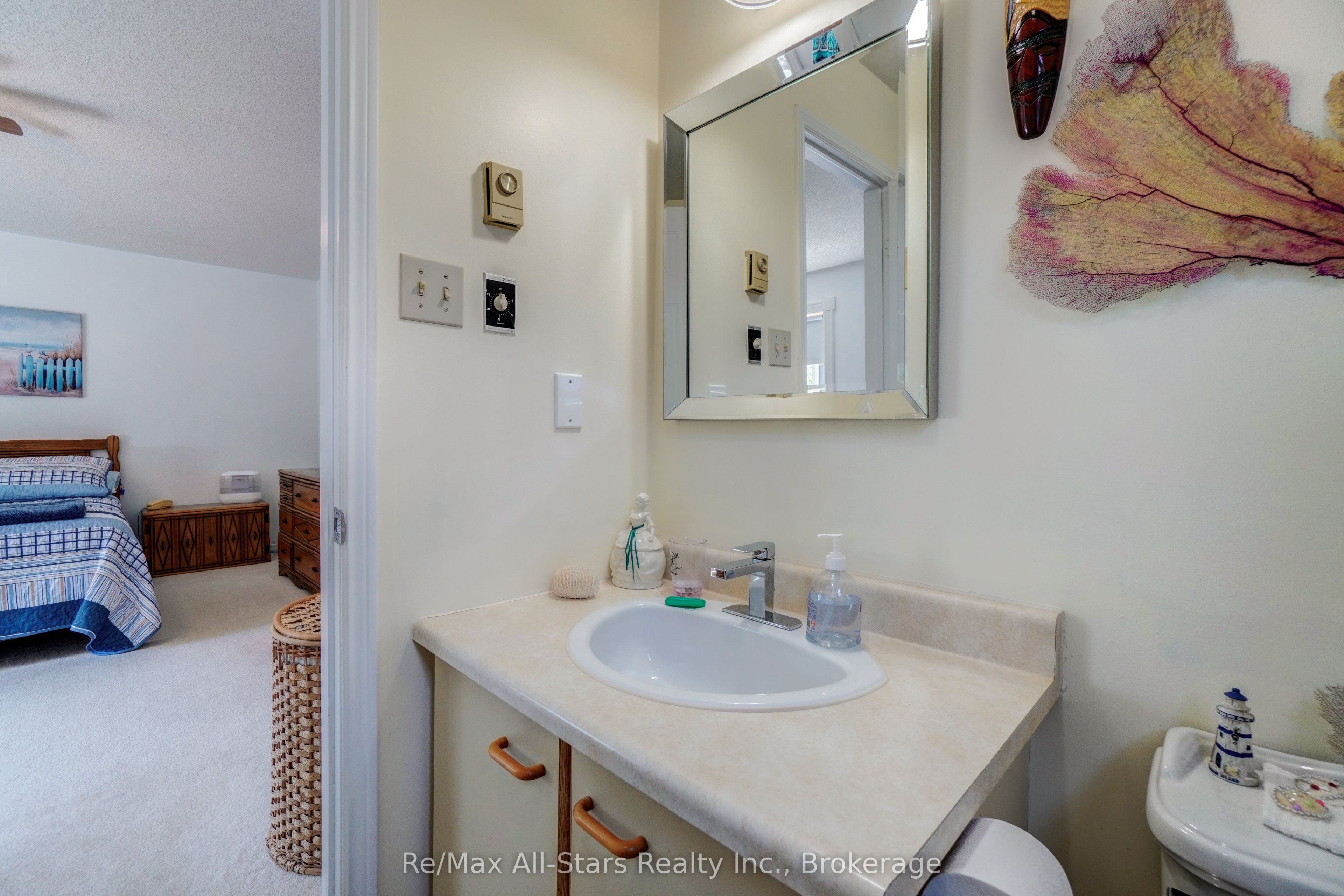 16 Cedartree Lane Property Photo 17