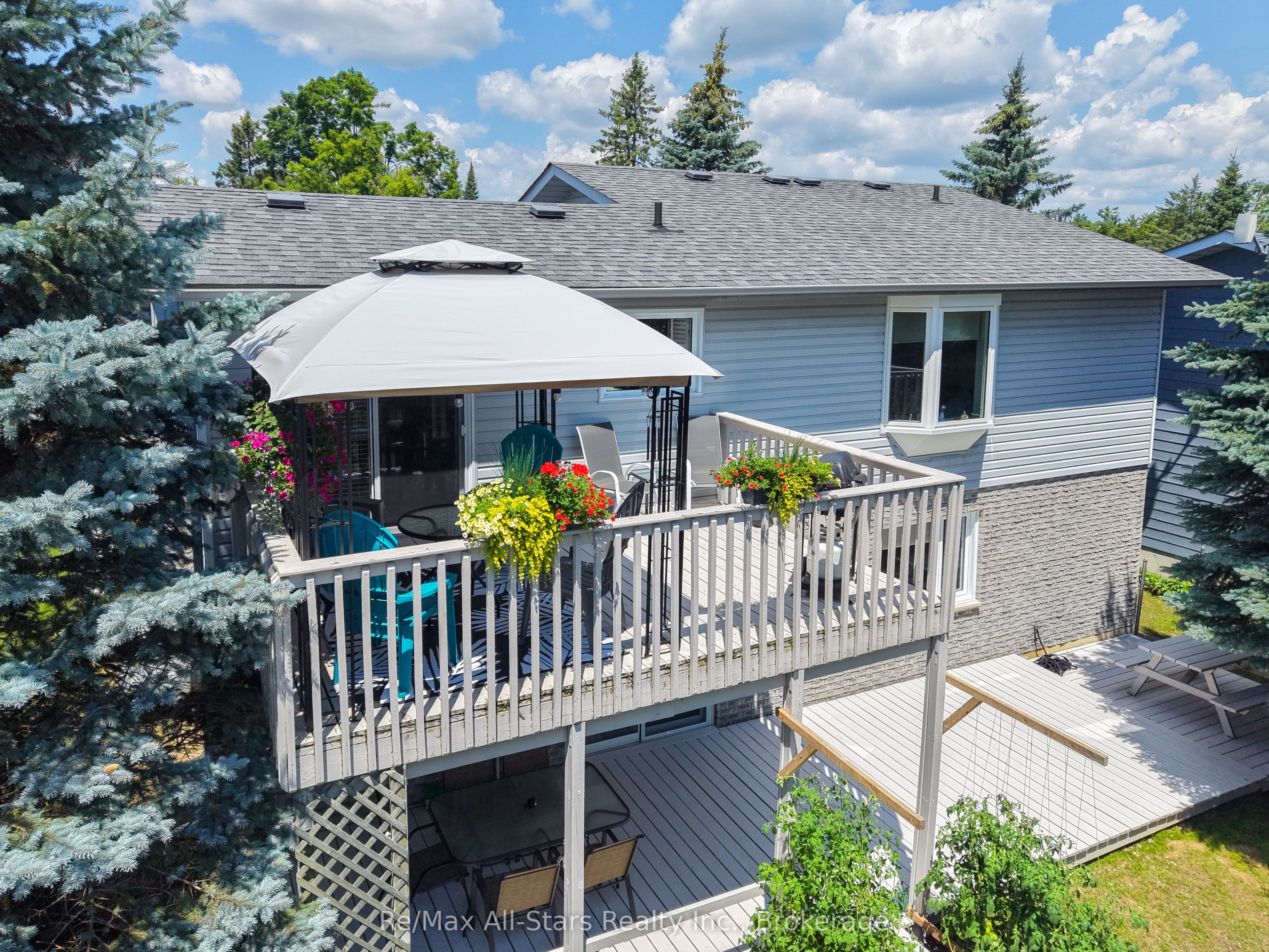 16 Cedartree Lane Property Photo 24