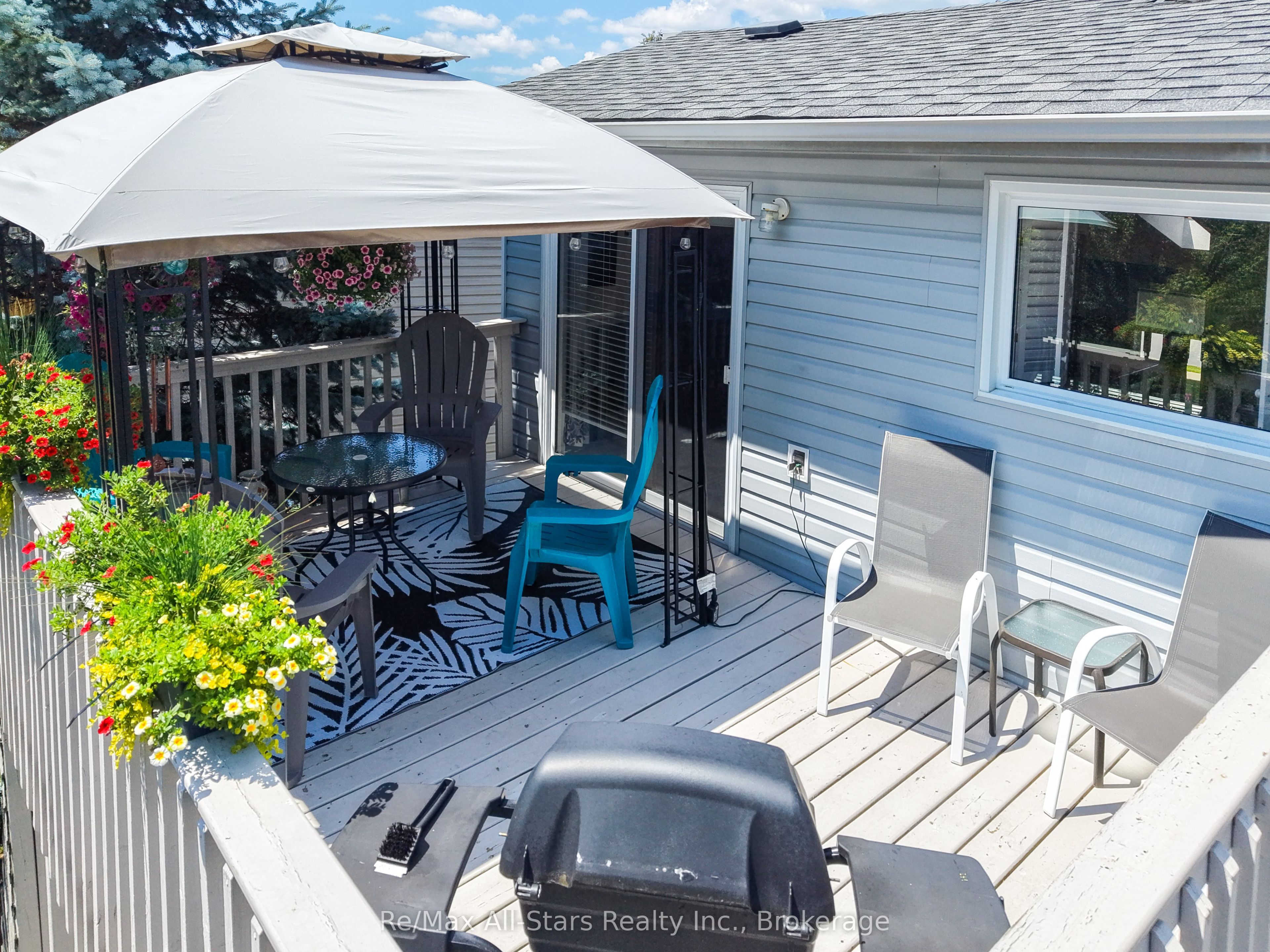 16 Cedartree Lane Property Photo 25