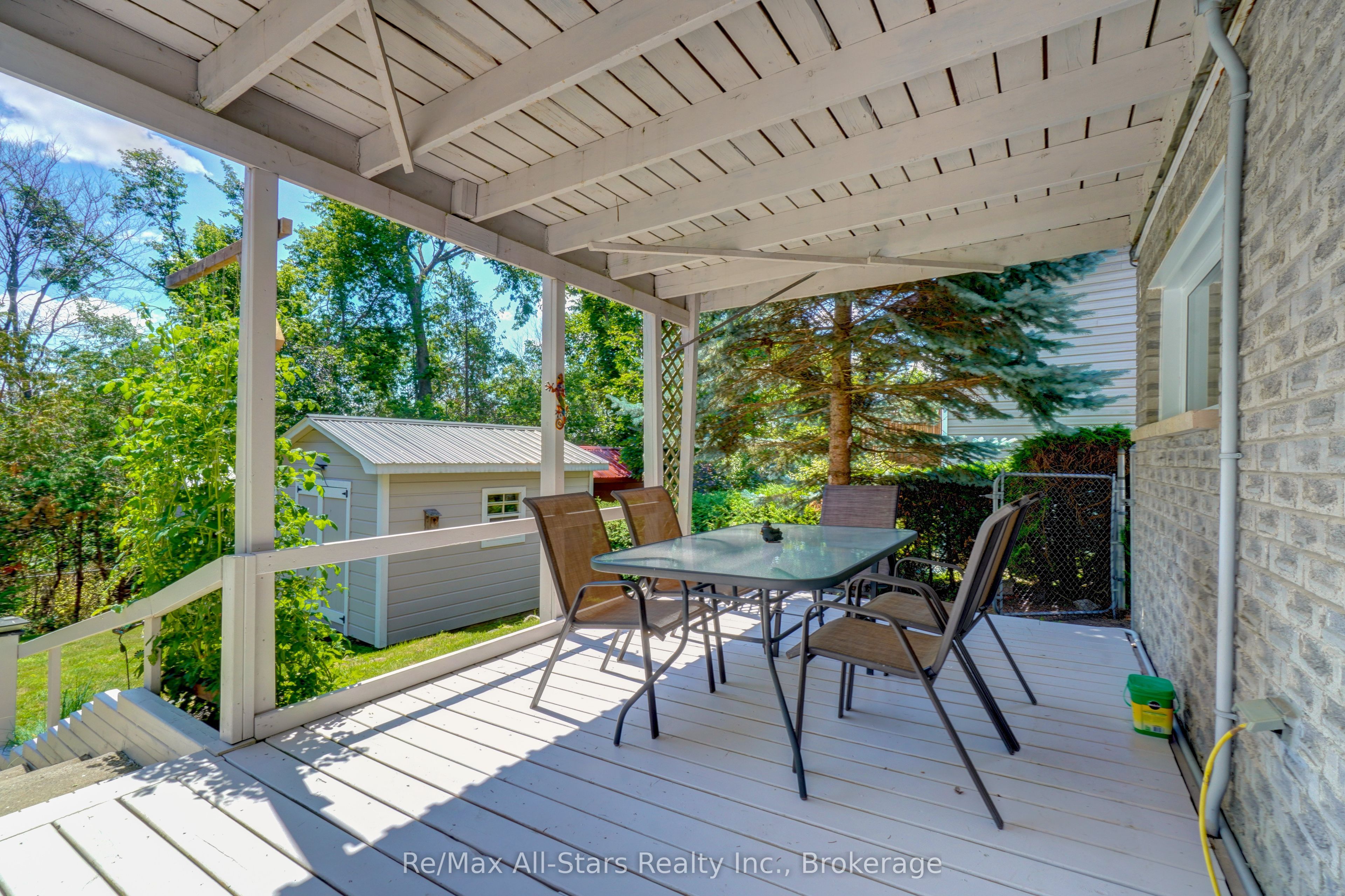 16 Cedartree Lane Property Photo 37