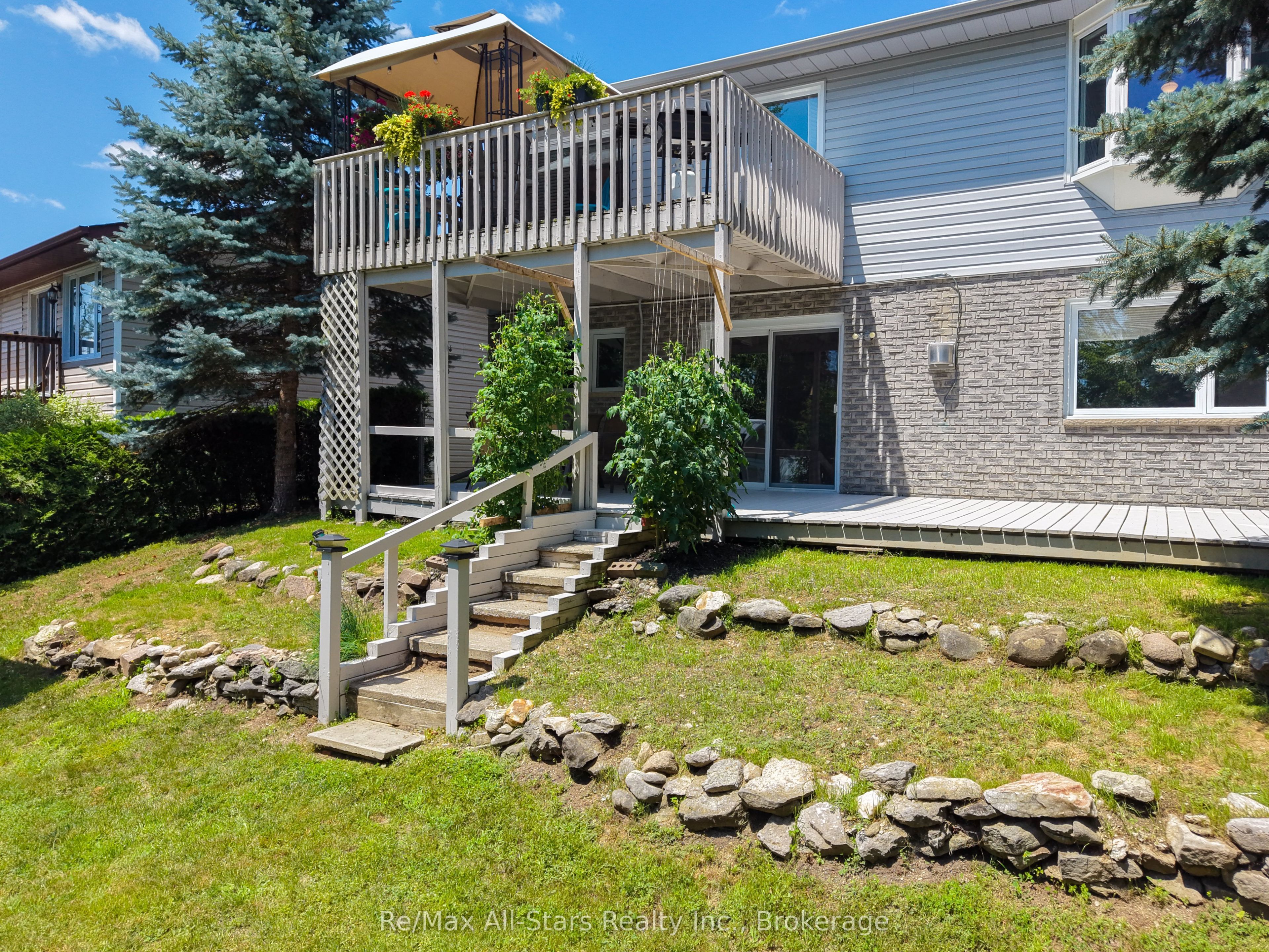 16 Cedartree Lane Property Photo 41
