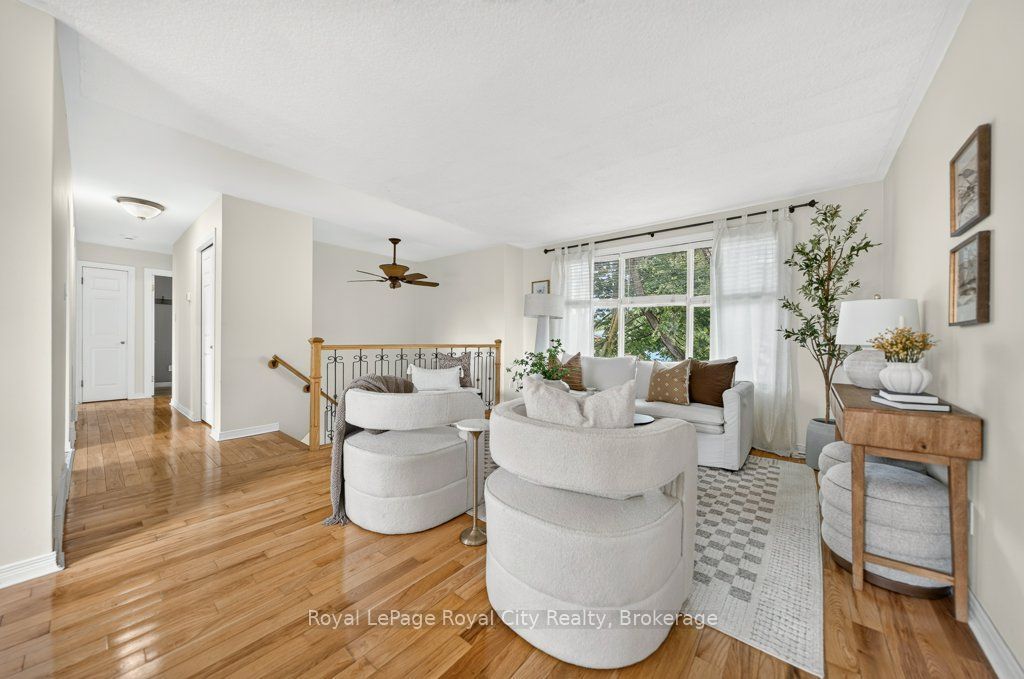 18 Springdale Boulevard Property Photo 6
