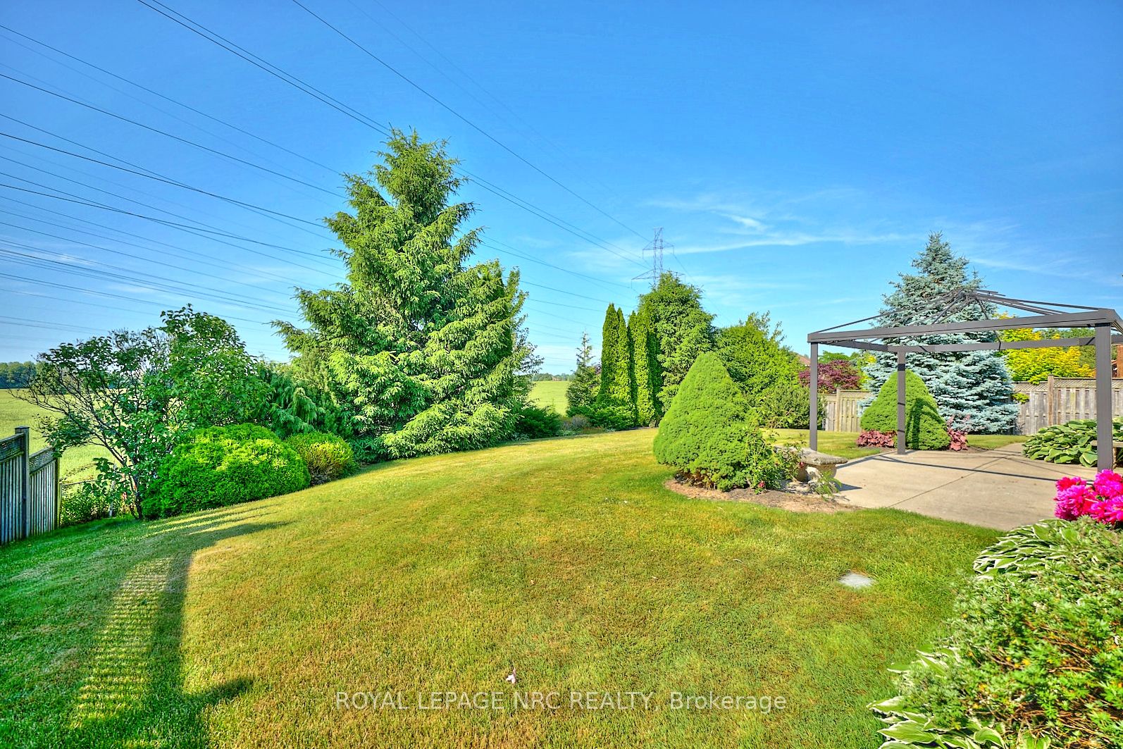 7995 Cathedral Drive Property Photo 26