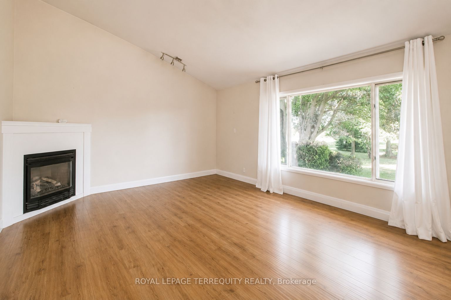 71251 Bluewater Highway Property Photo 5