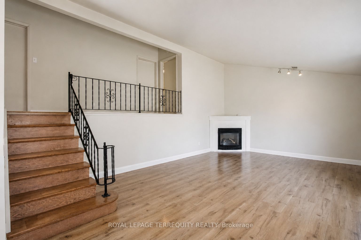 71251 Bluewater Highway Property Photo 6