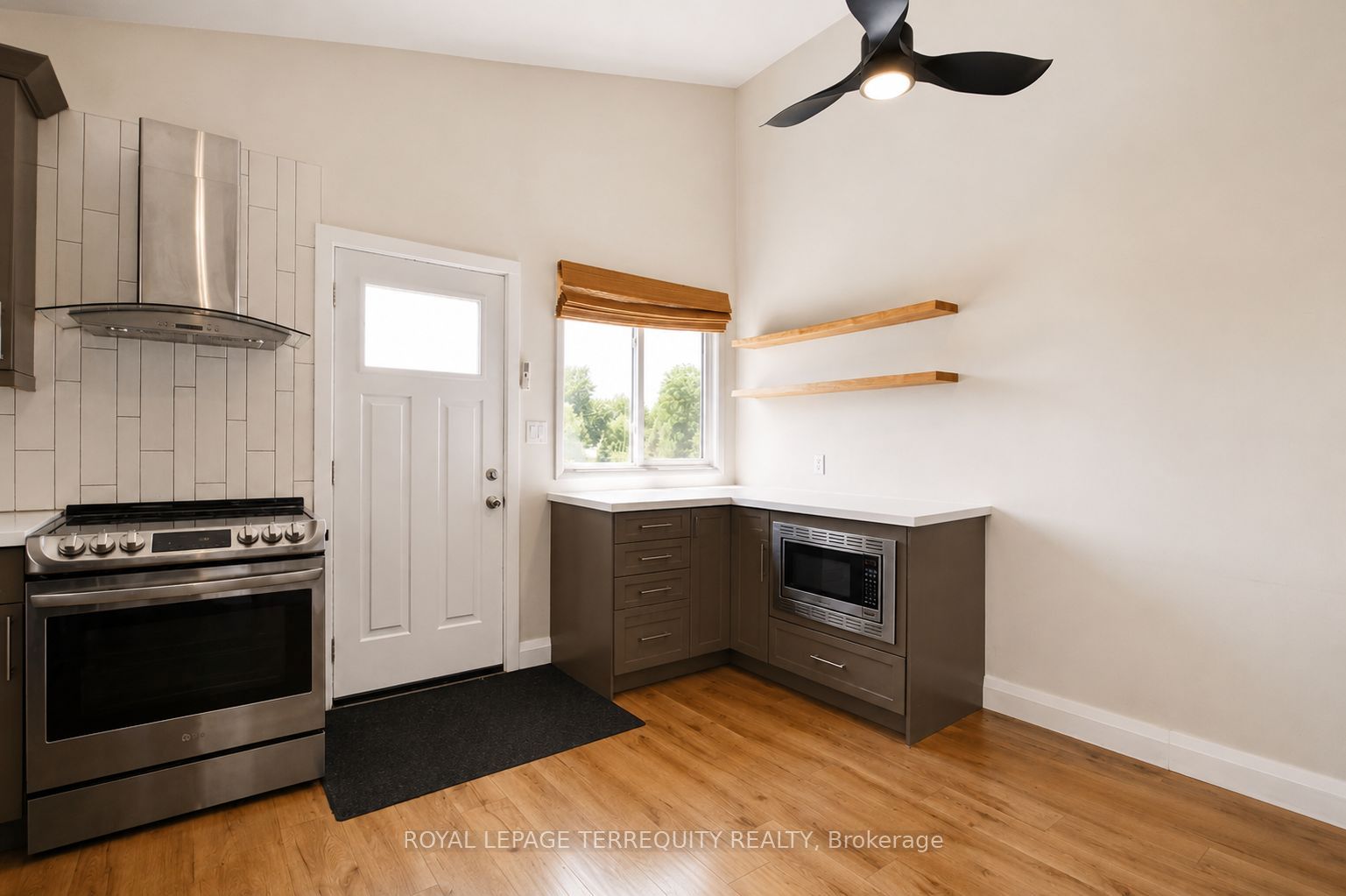 71251 Bluewater Highway Property Photo 11