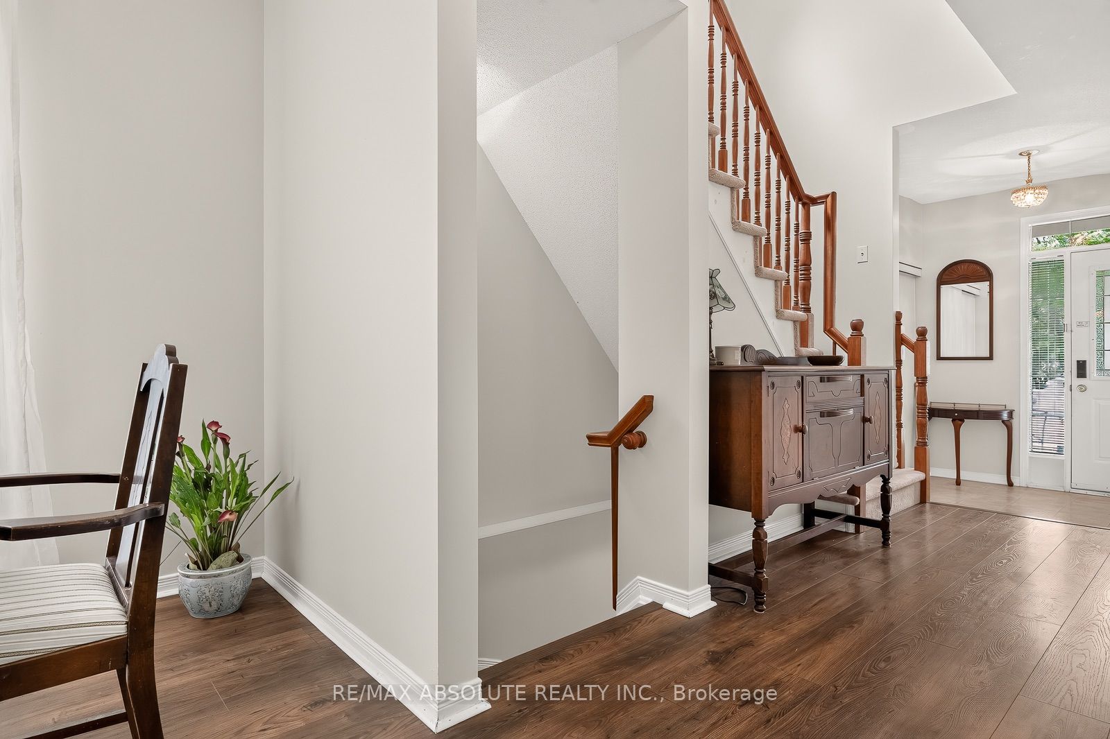 36 Chantilly Gate Property Photo 7