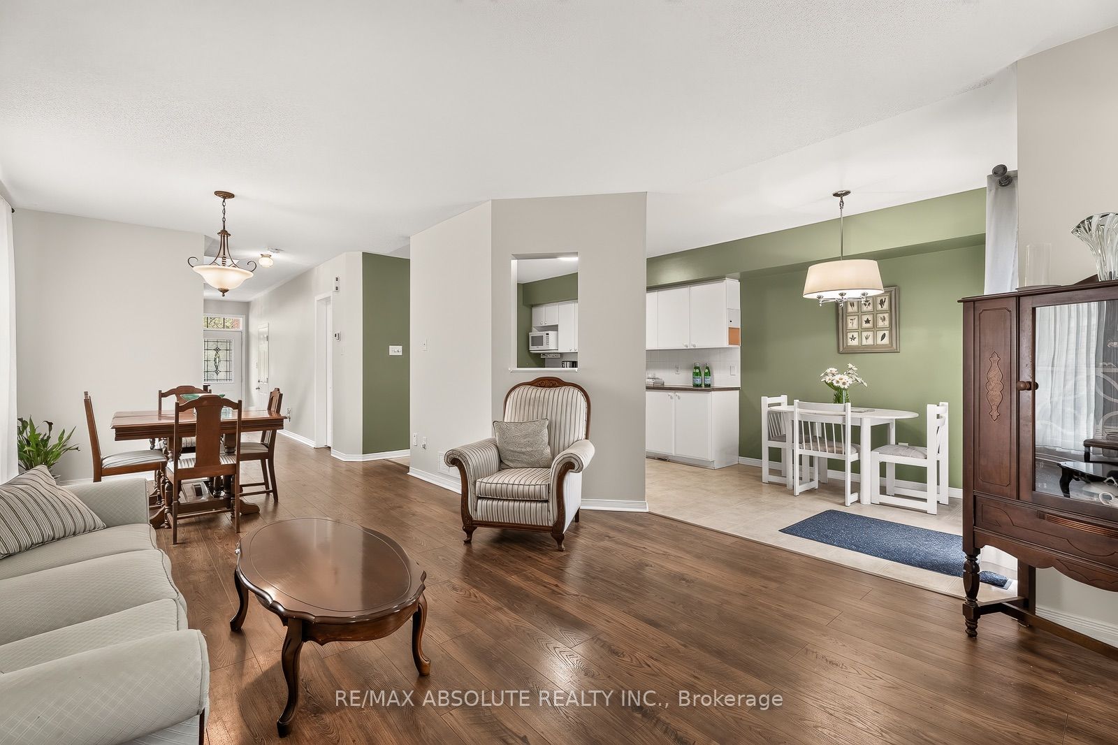 36 Chantilly Gate Property Photo 17