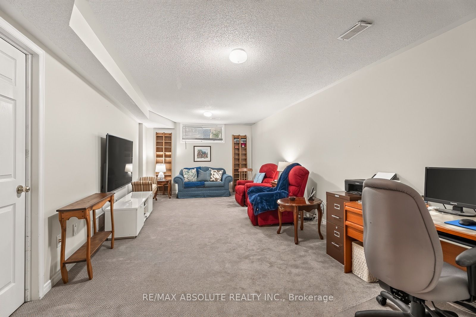 36 Chantilly Gate Property Photo 39