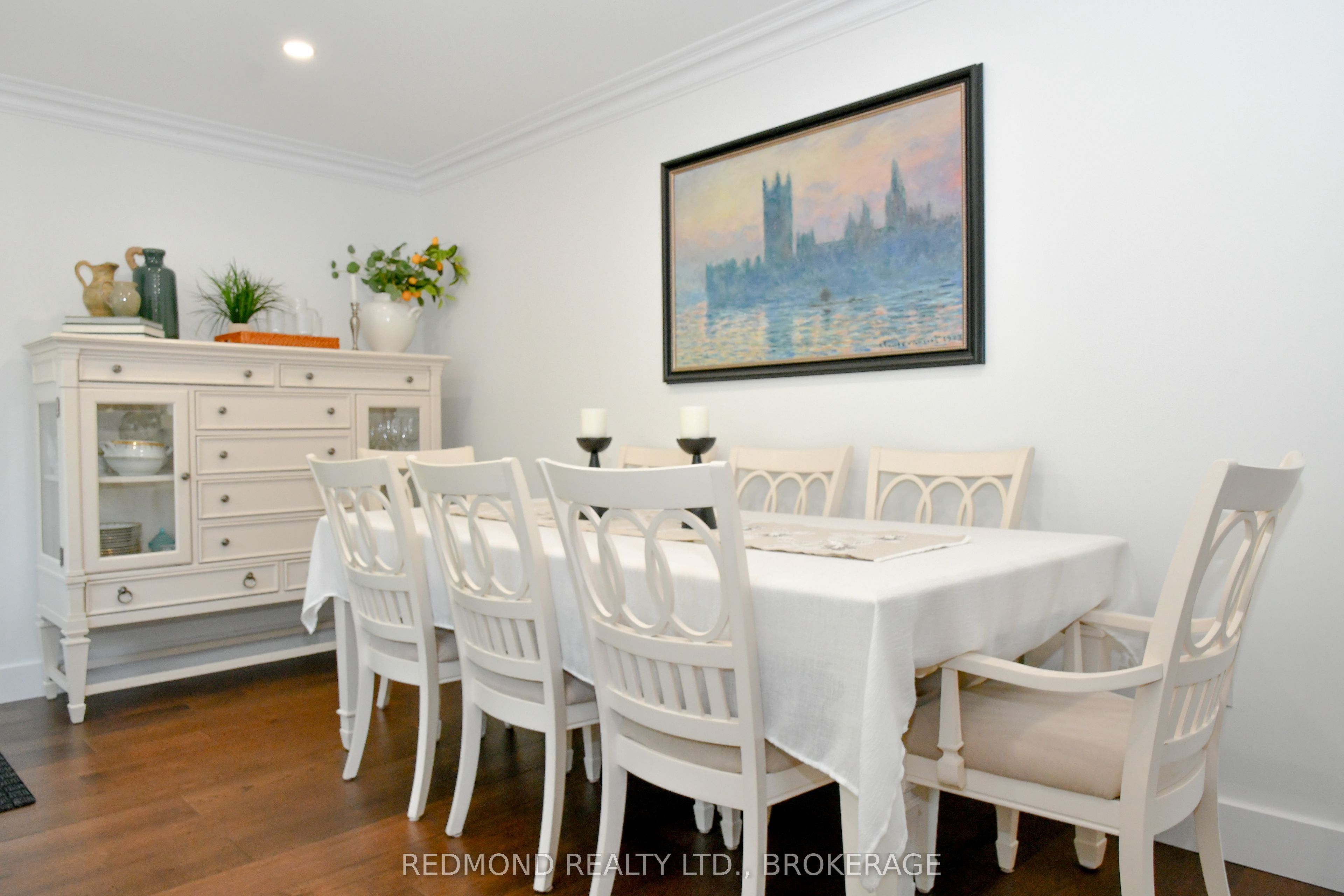 250 Wellington Street Property Photo 14