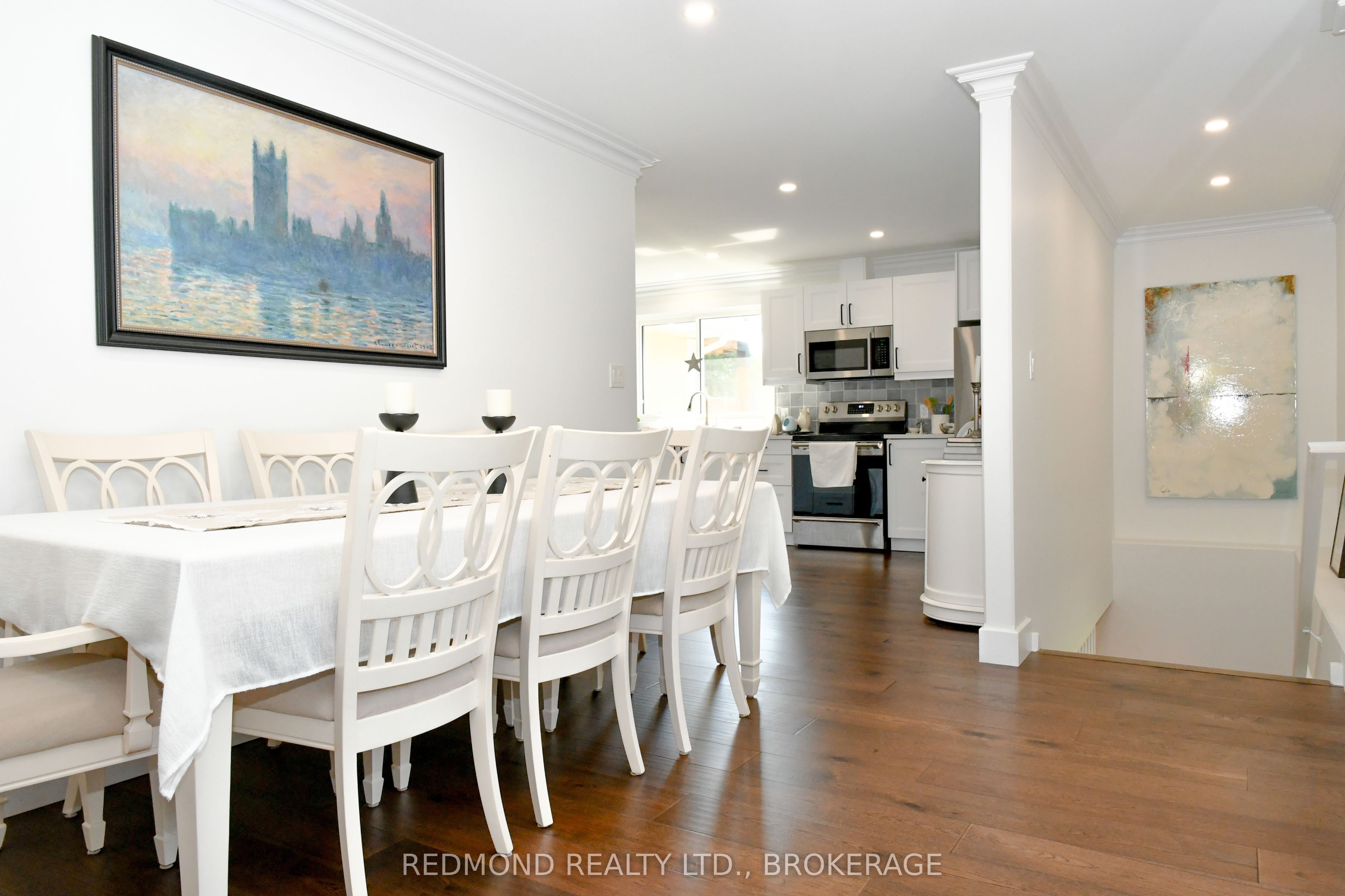250 Wellington Street Property Photo 15