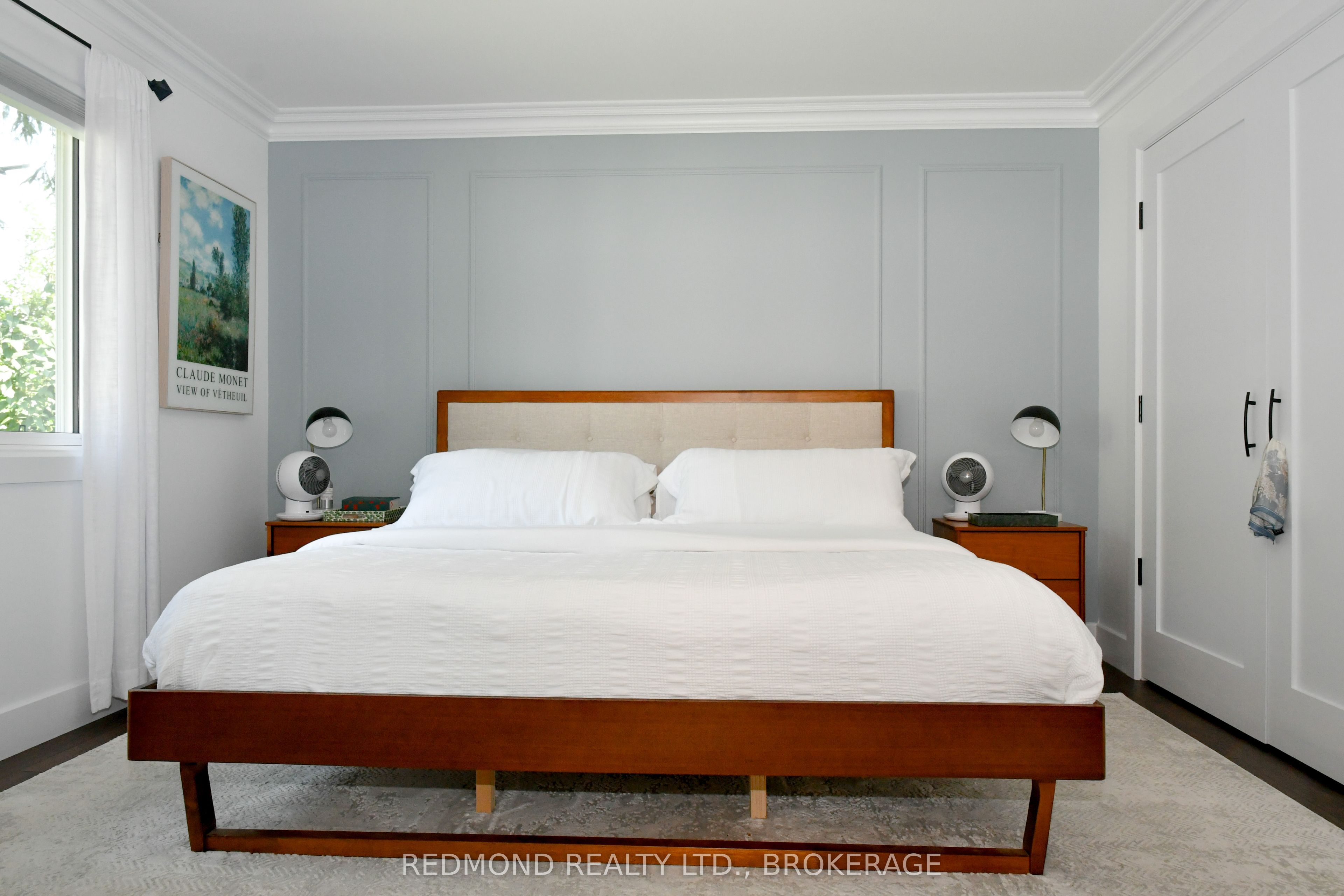 250 Wellington Street Property Photo 17