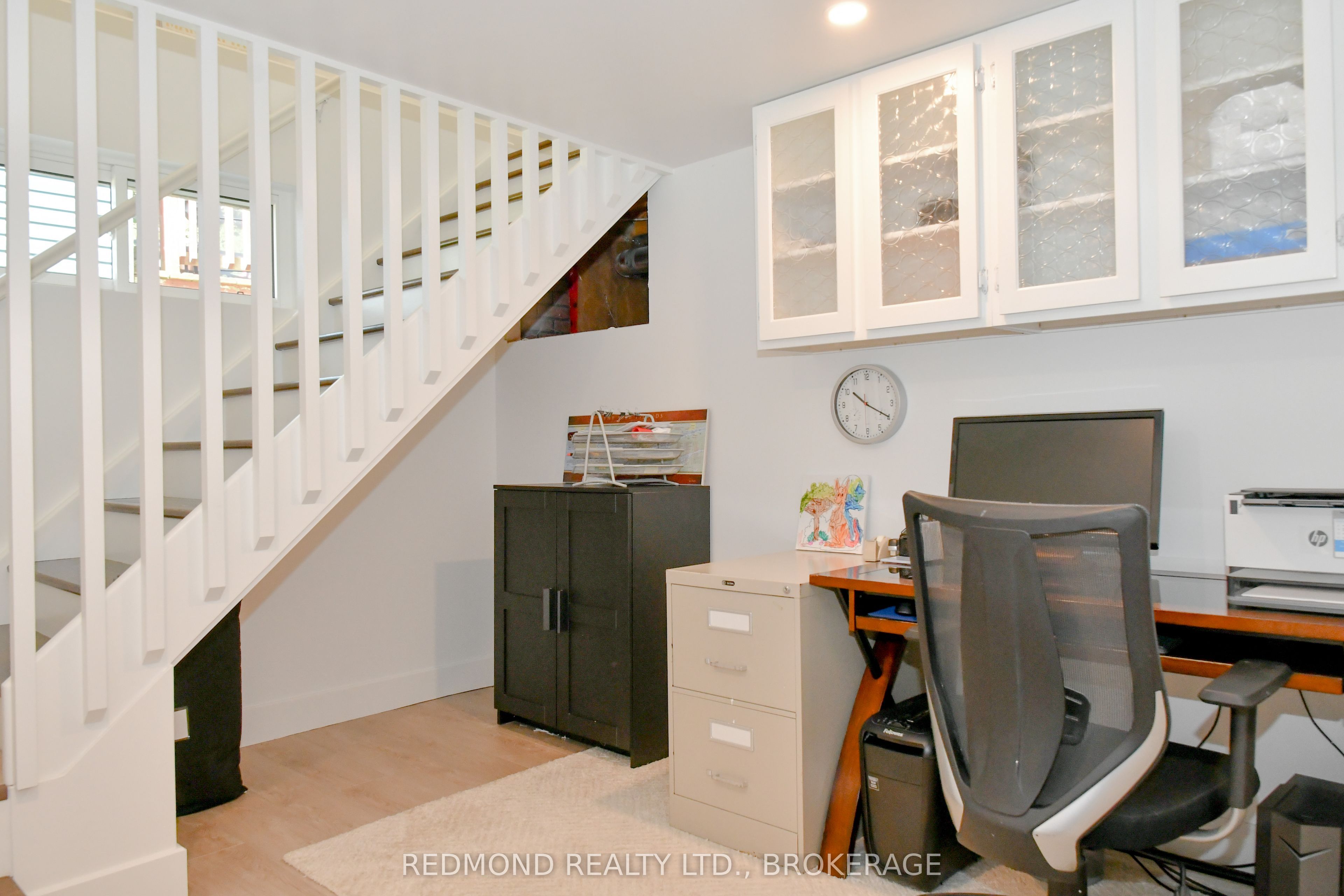 250 Wellington Street Property Photo 22