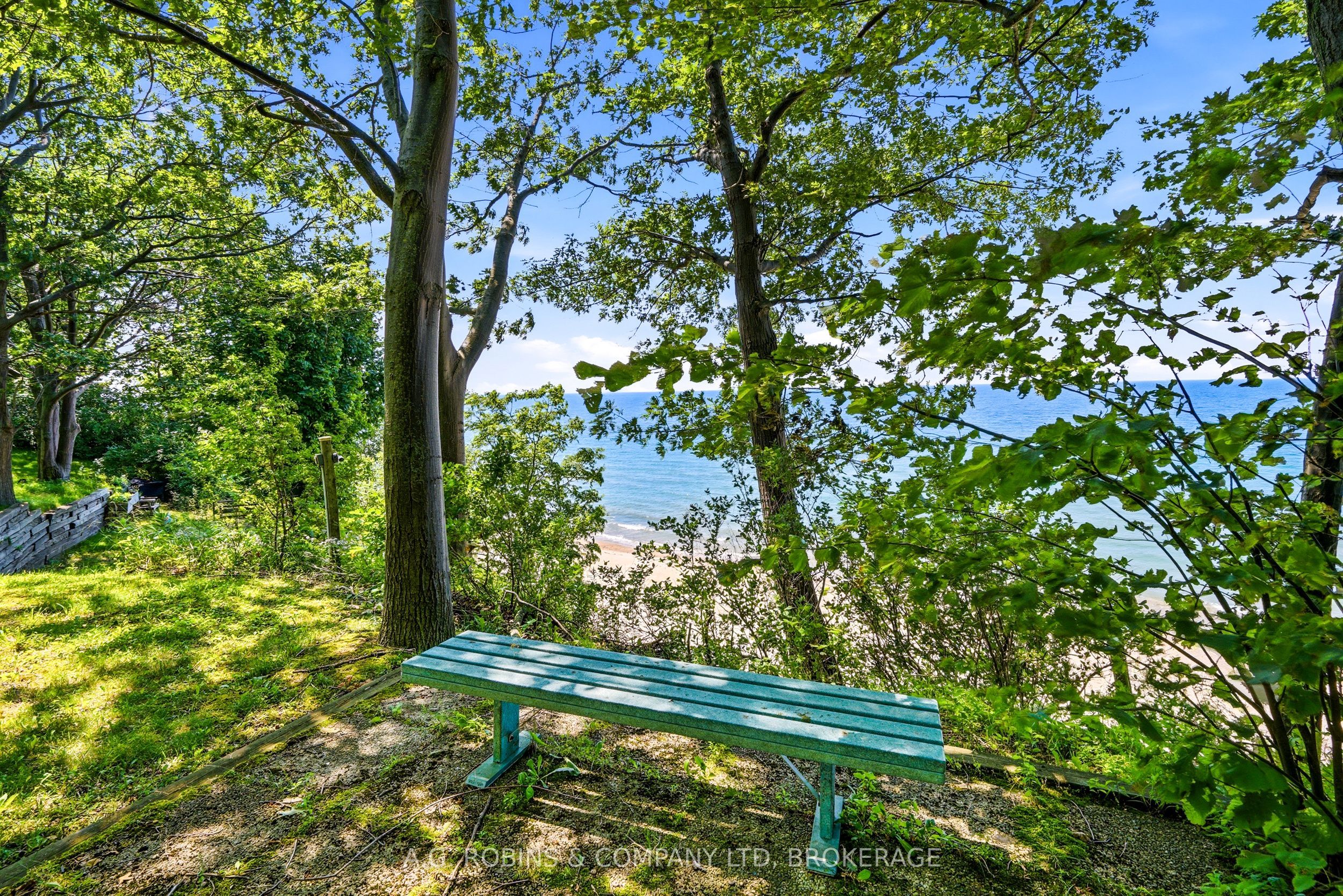 559 Lakeshore Road E Property Photo 42