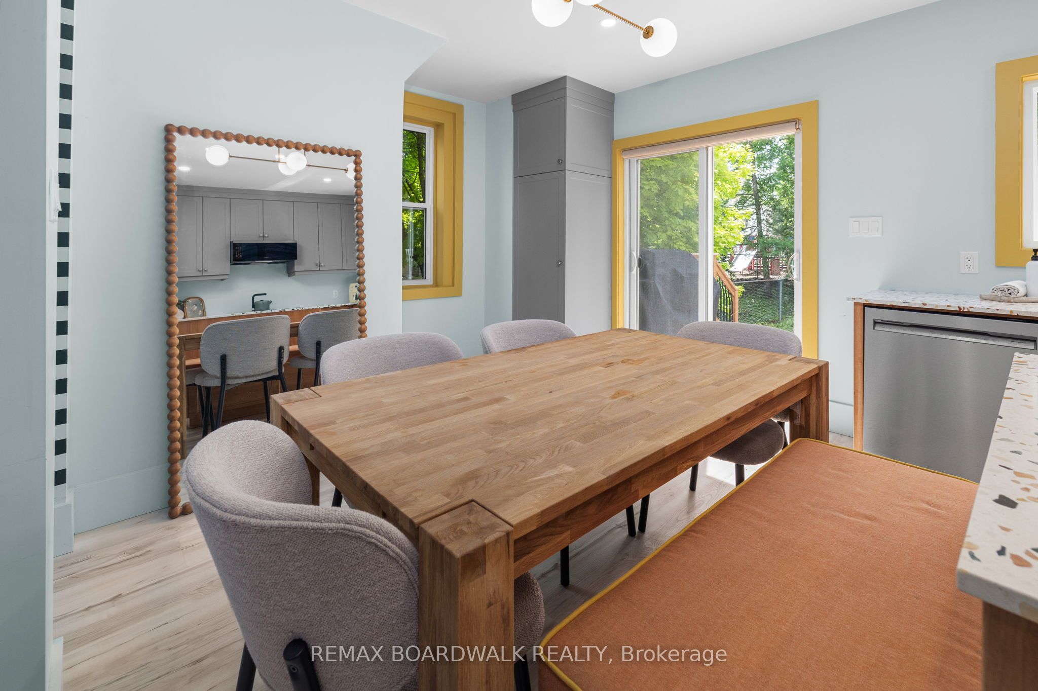 8 Grant Street Property Photo 6