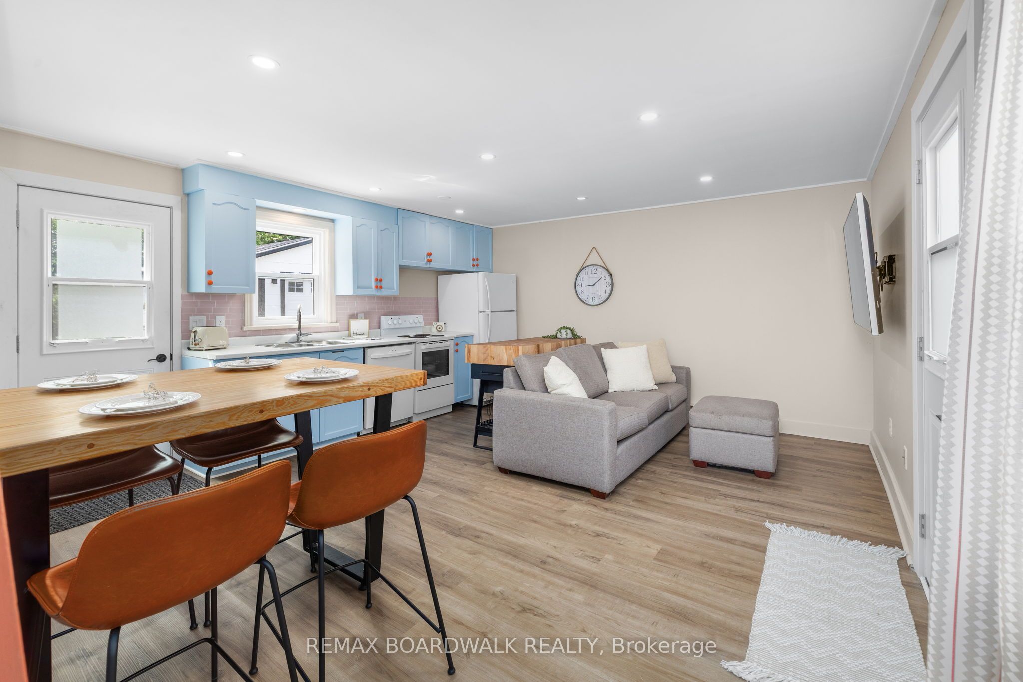 8 Grant Street Property Photo 20