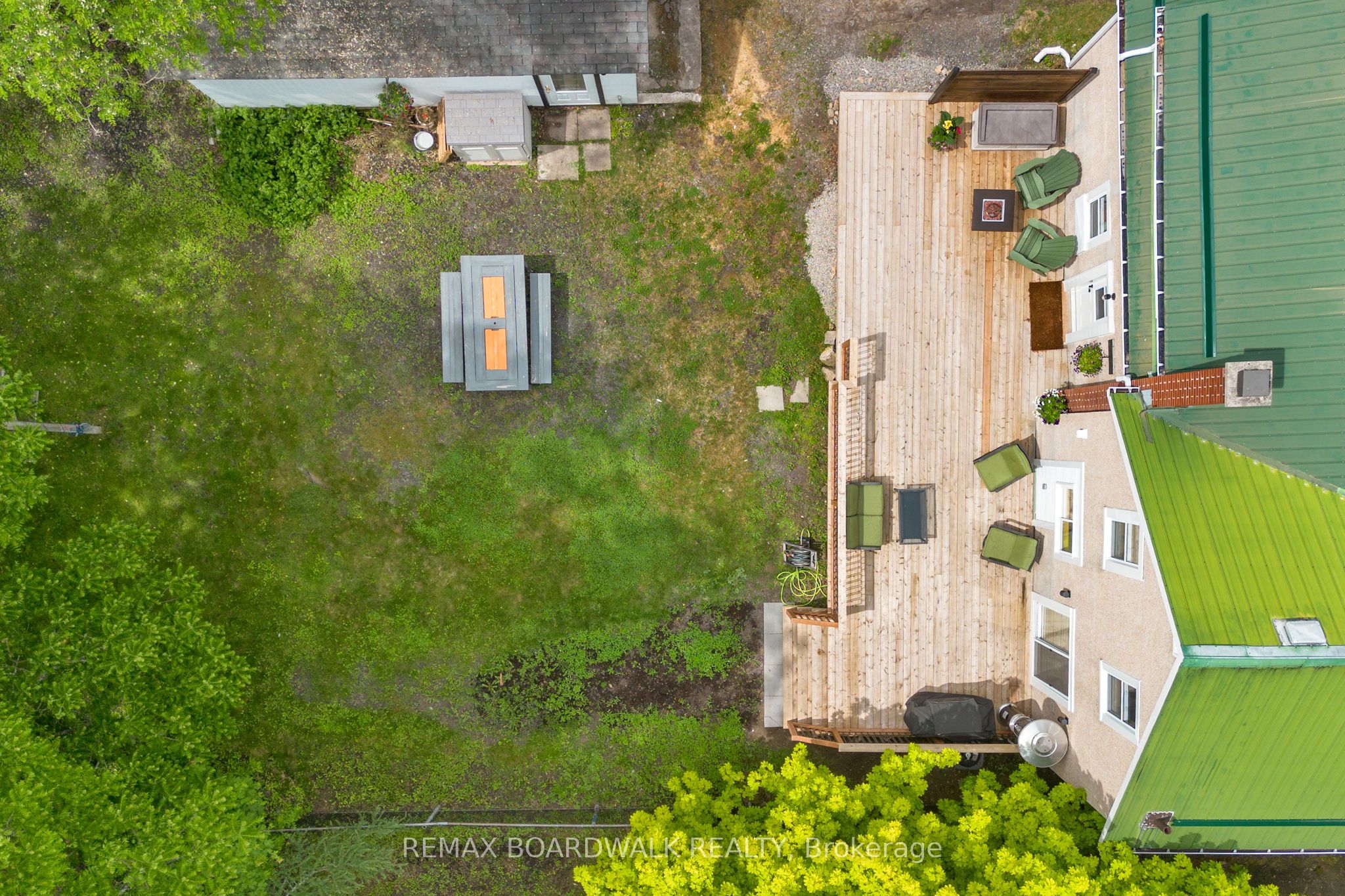 8 Grant Street Property Photo 31