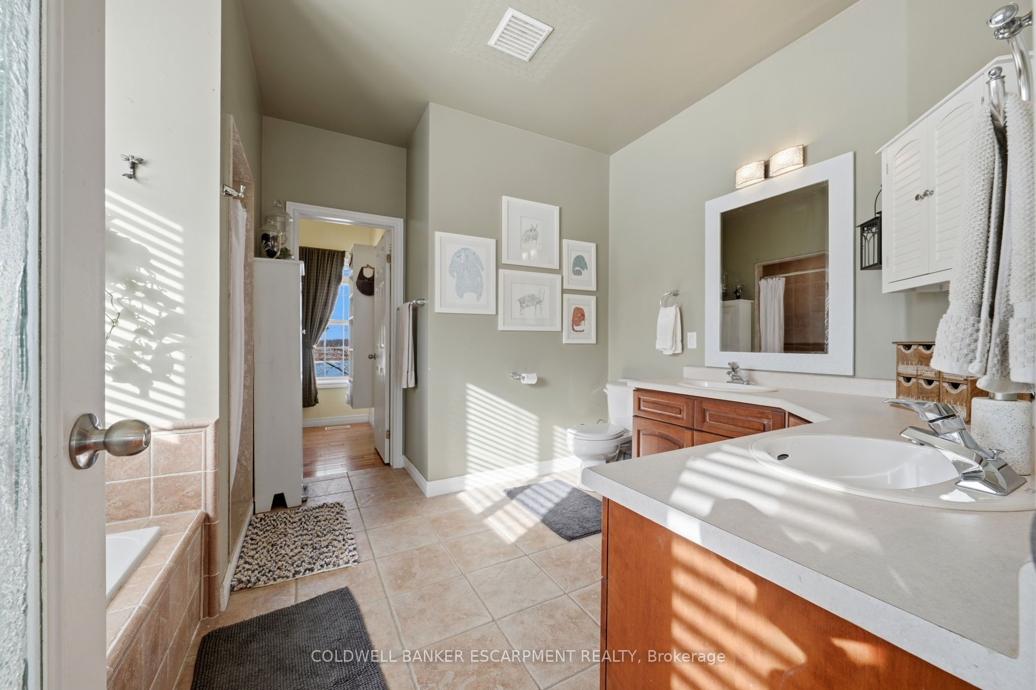 4923 Wellington 44 Road Property Photo 21
