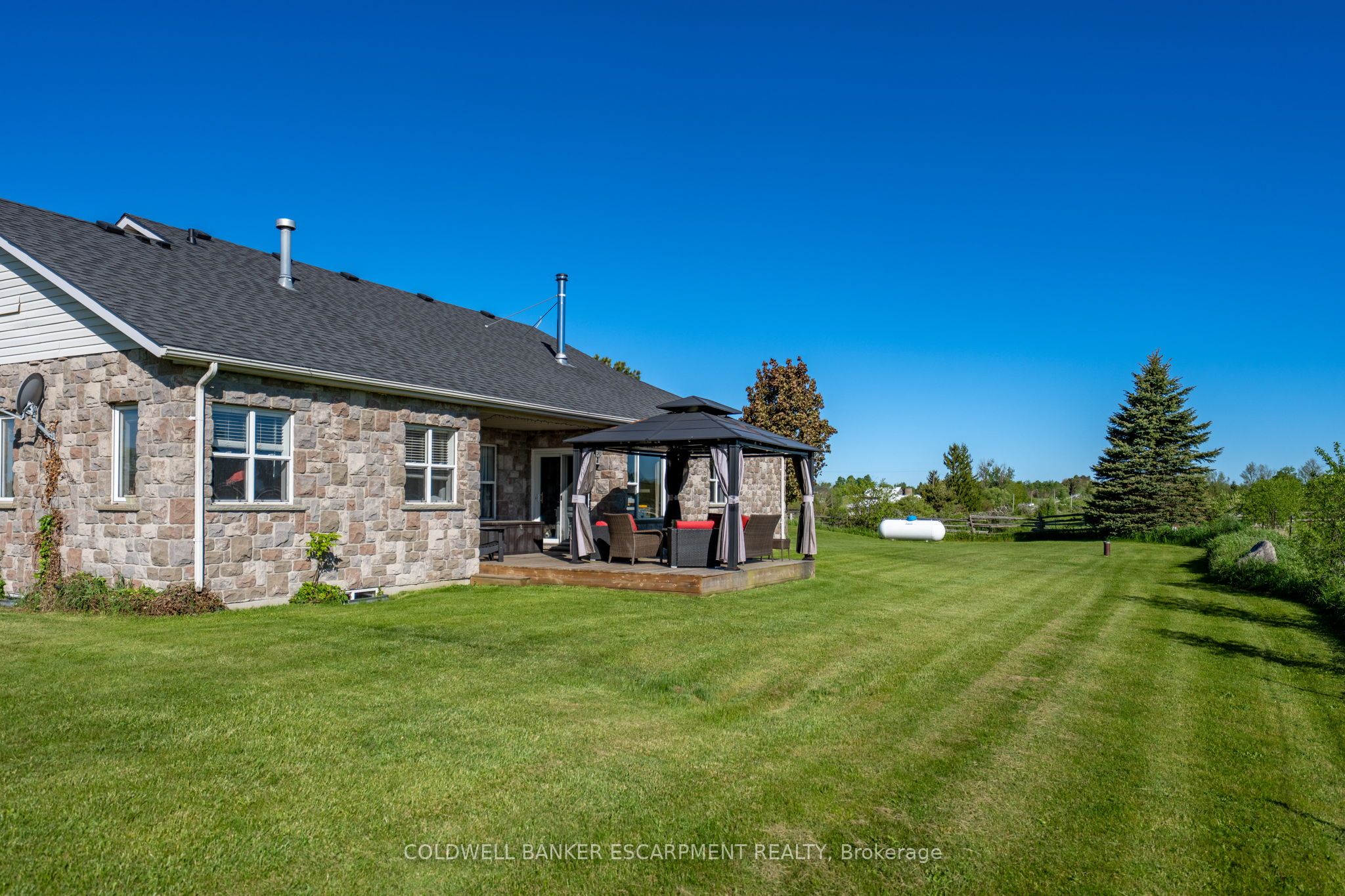 4923 Wellington 44 Road Property Photo 35