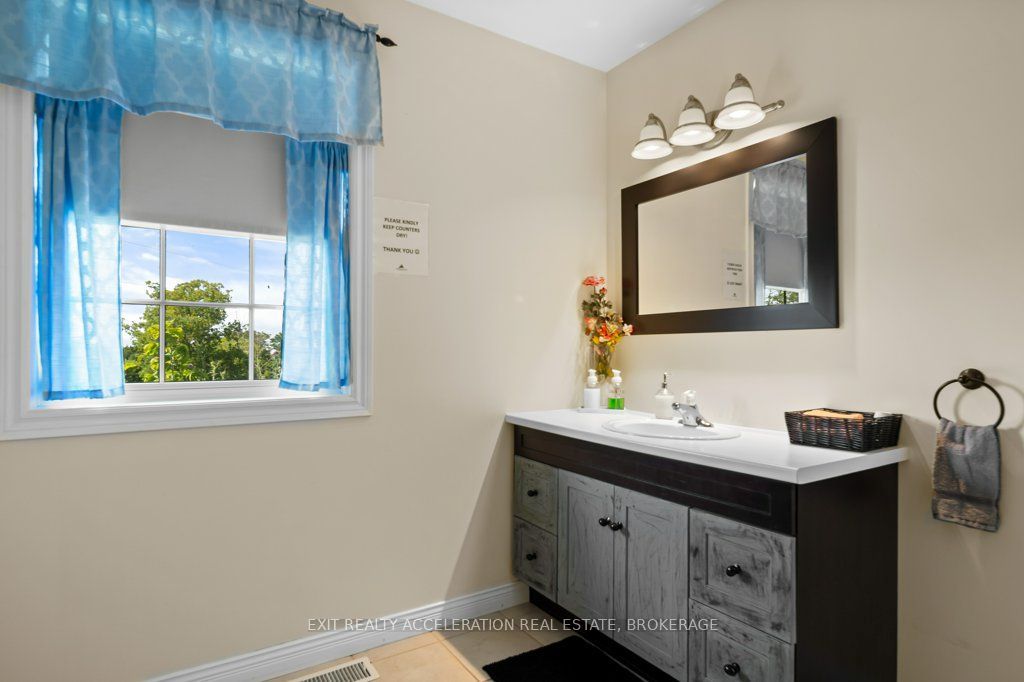 4463 Blessington Road Property Photo 25