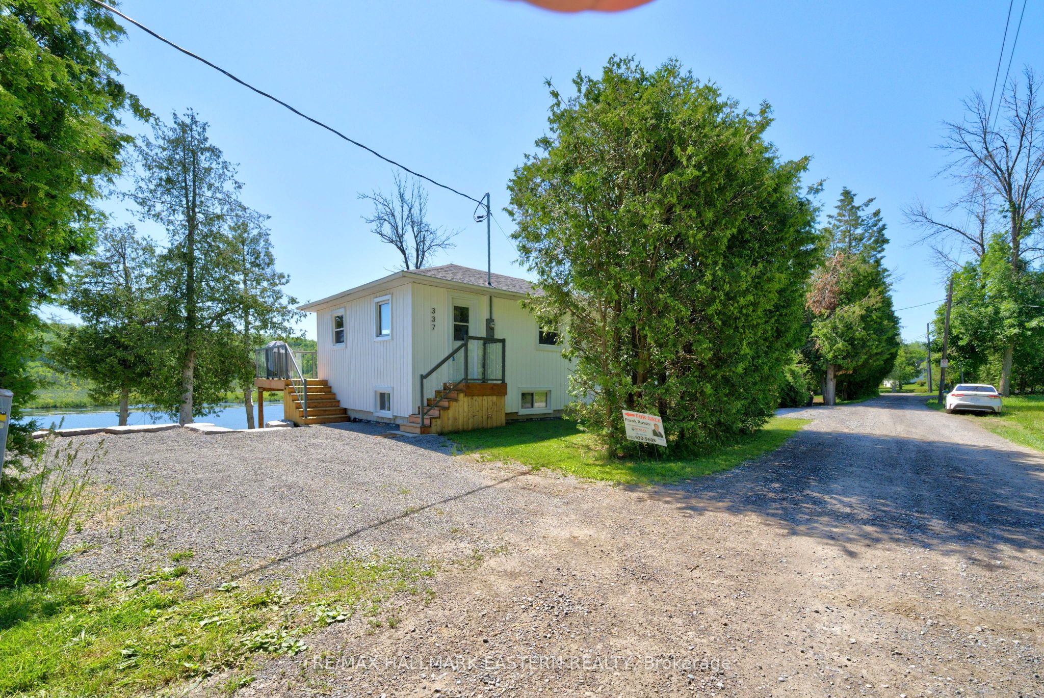 337/338 Rainbow Drive Property Photo 5