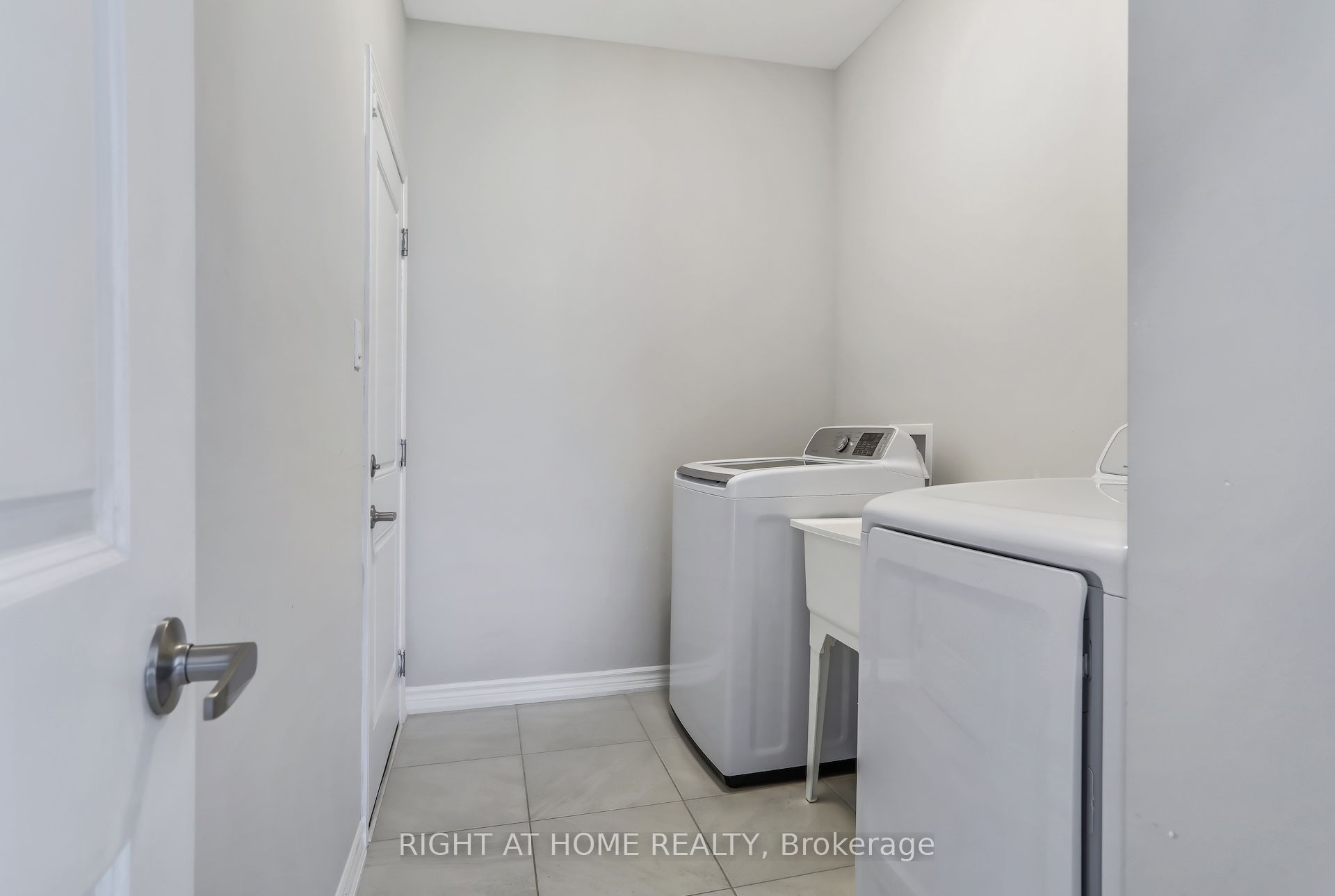 115 Delphi Court 141 Property Photo 29