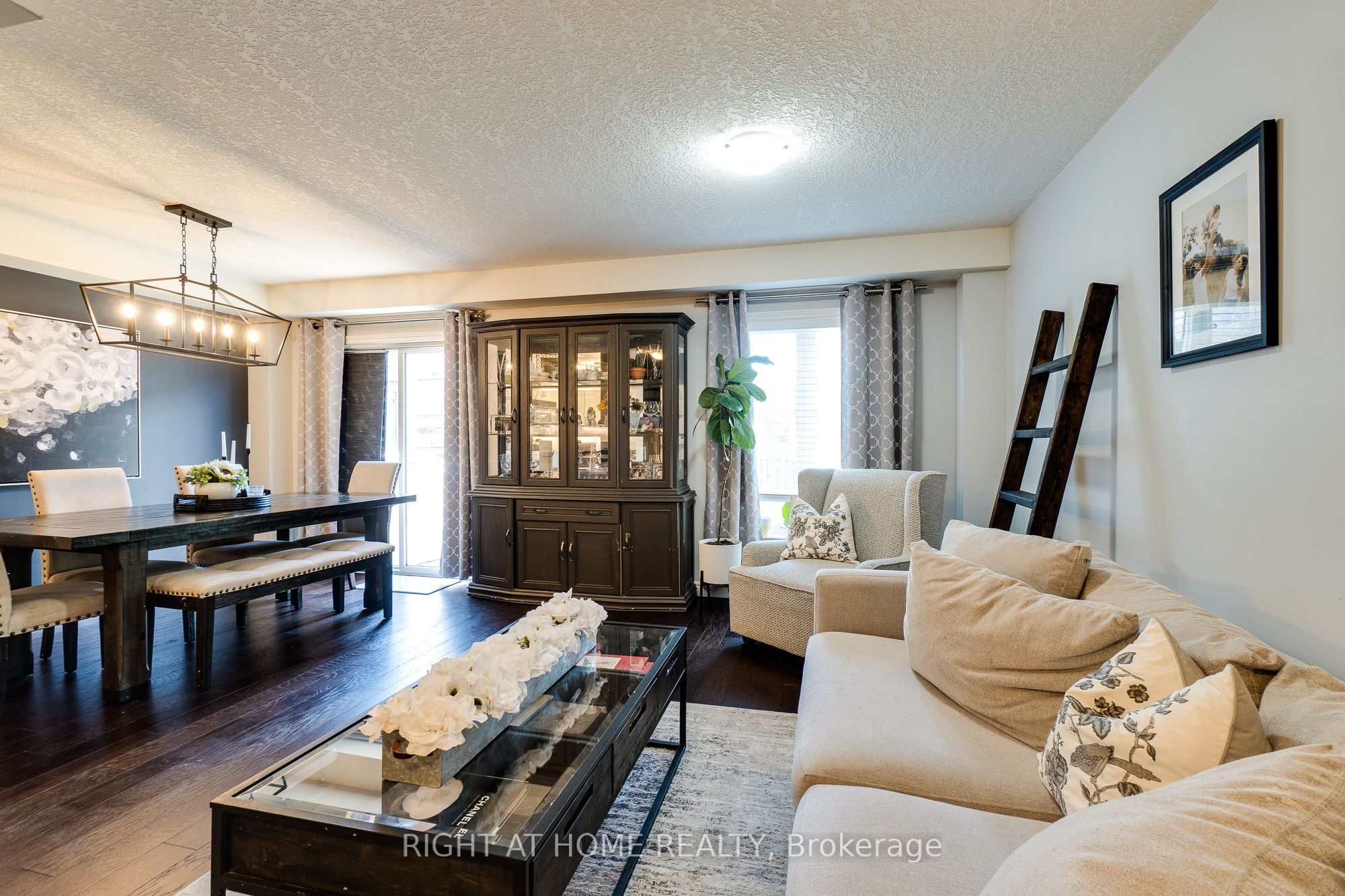 70 Highgate Drive 12 Property Photo 6