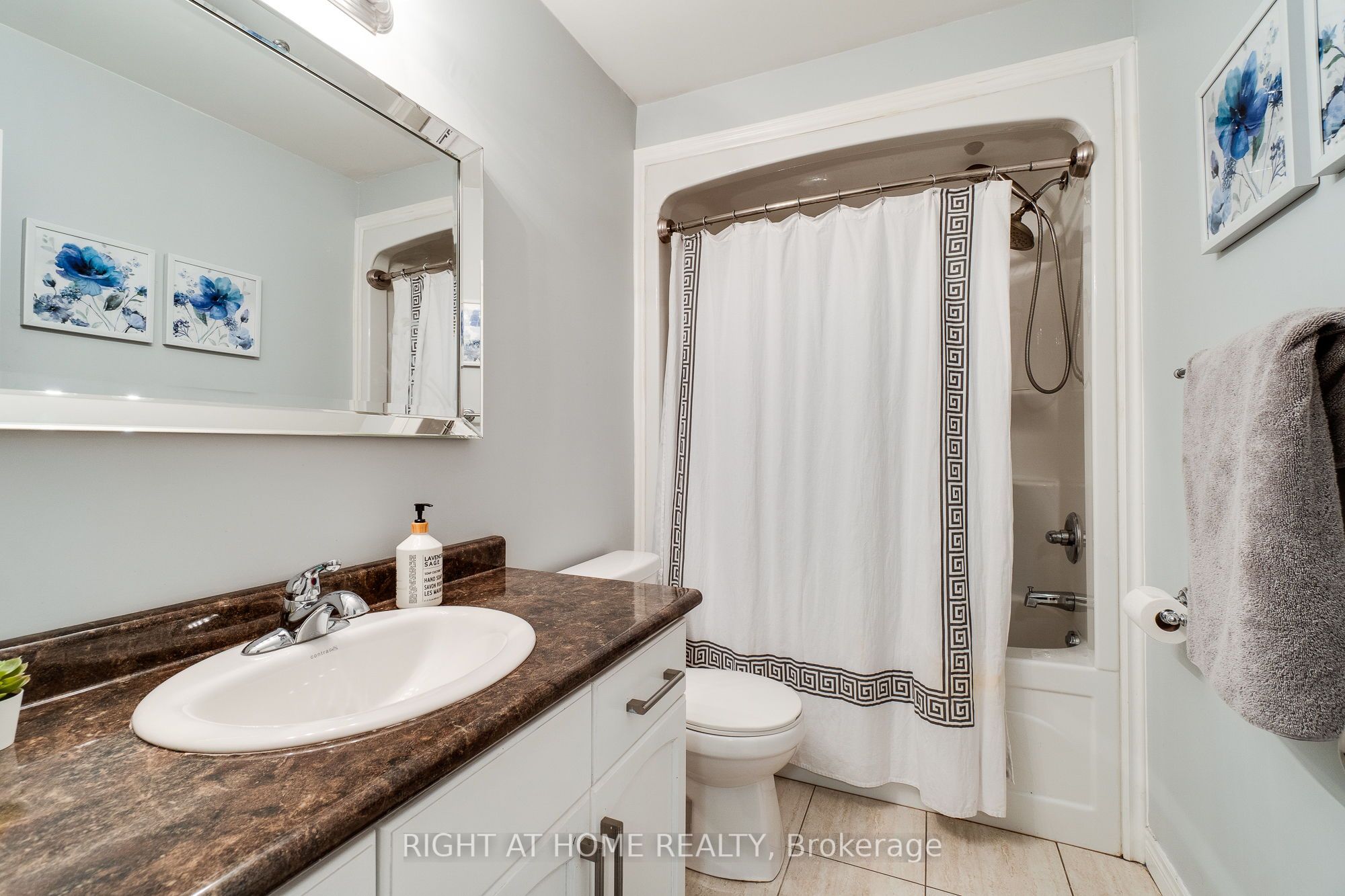 70 Highgate Drive 12 Property Photo 25