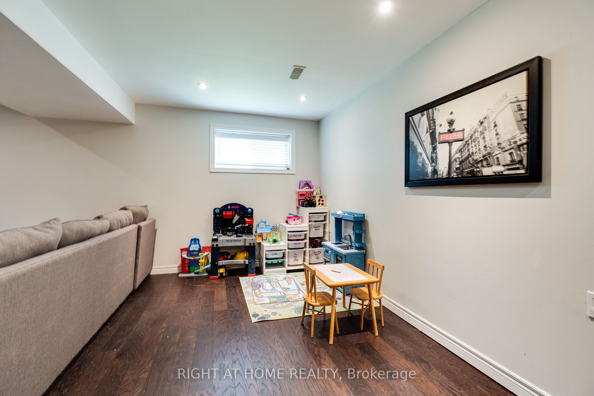 70 Highgate Drive 12 Property Photo 28