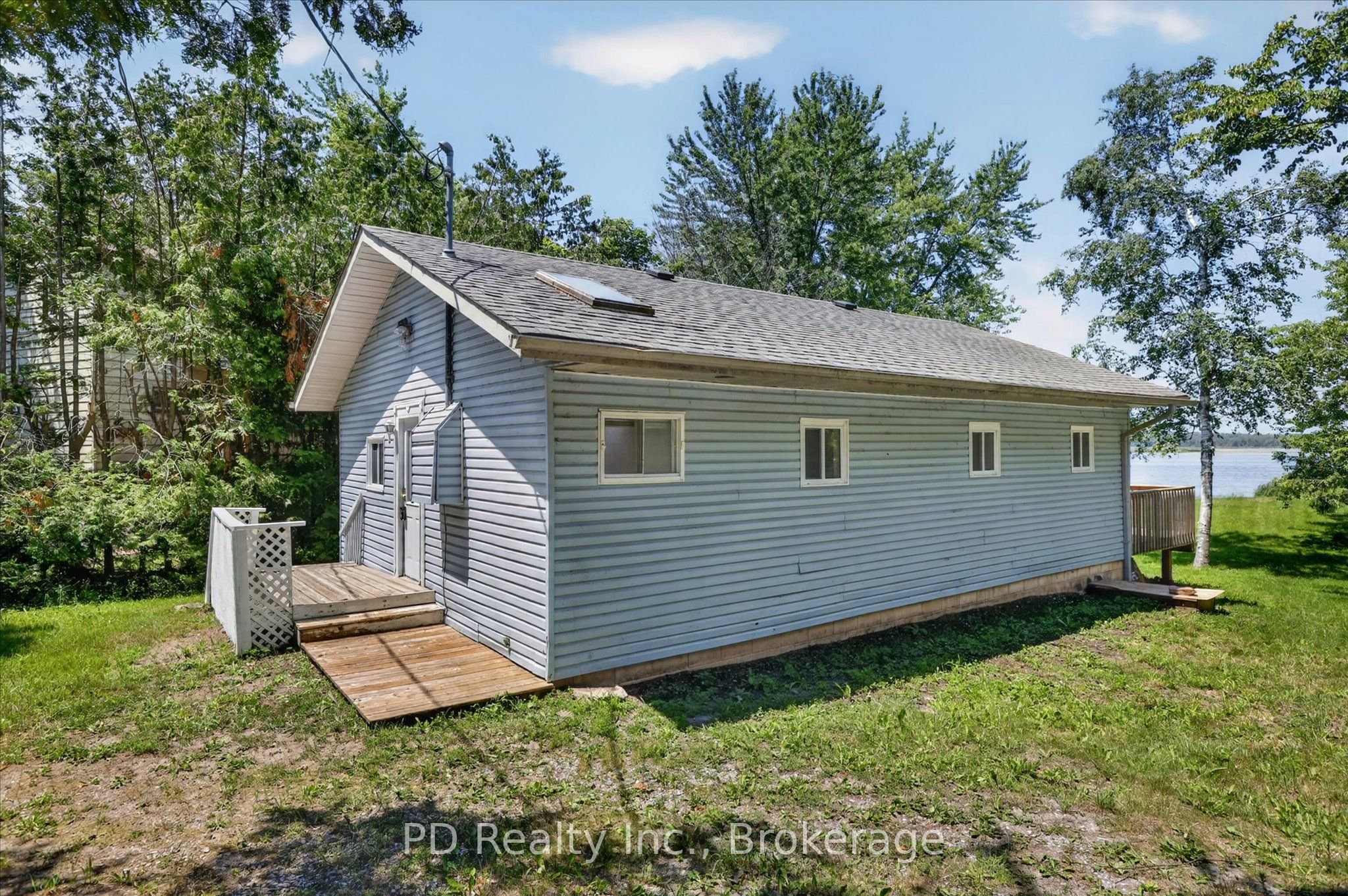 35 Westview Drive Property Photo 4