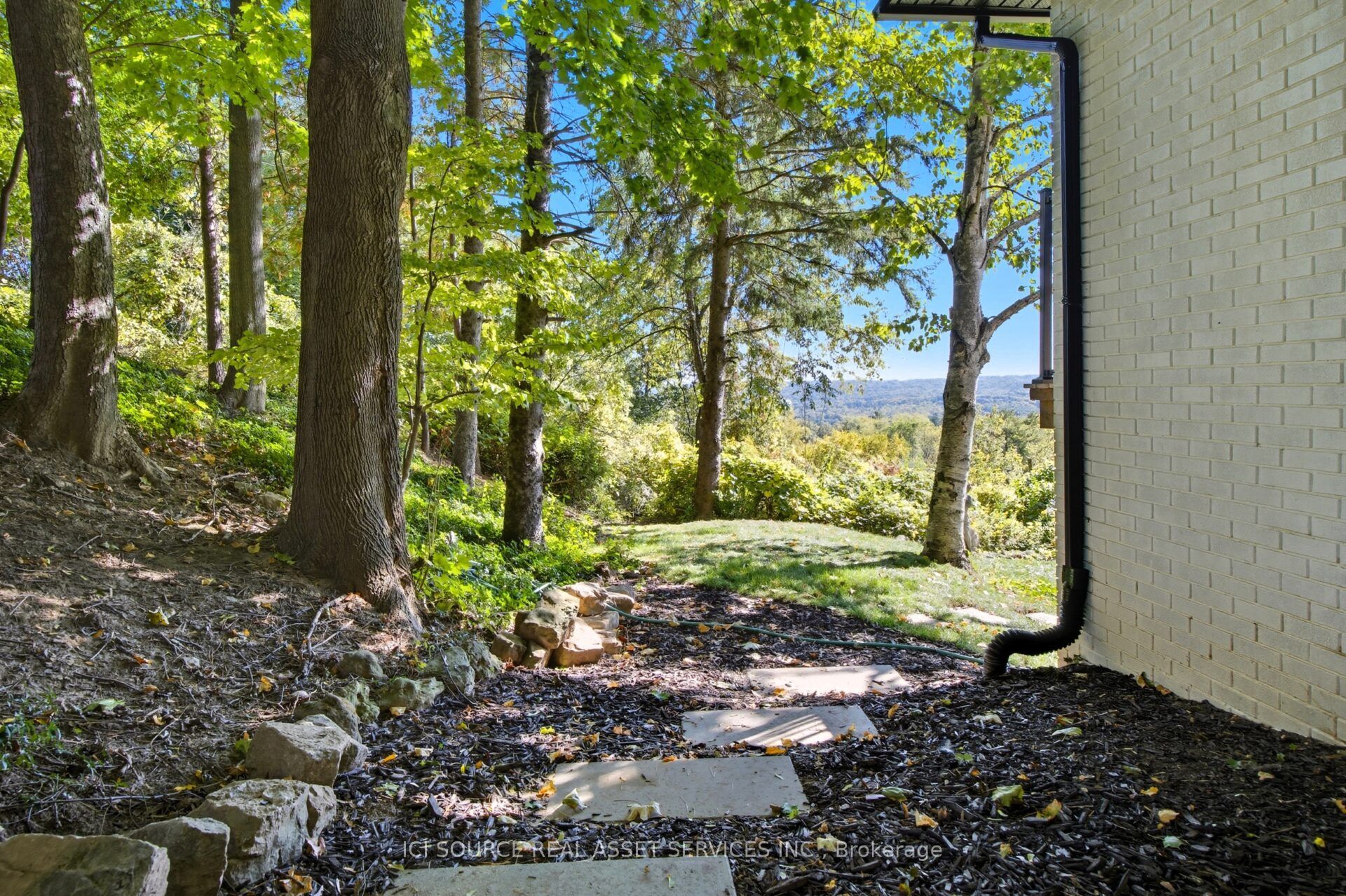 50 Oak Avenue Property Photo 22