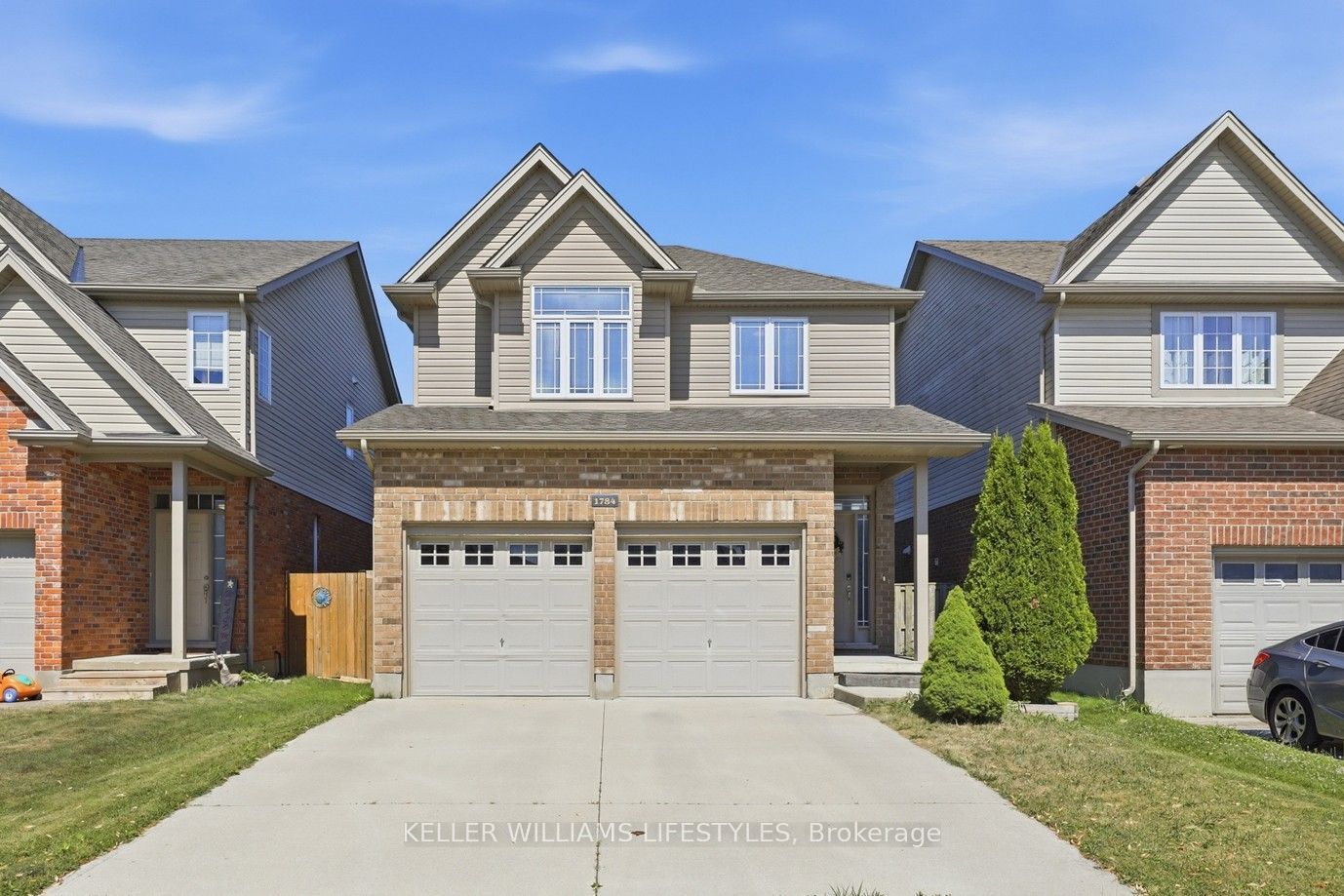 1784 Stackhouse Crescent Property Photo 1