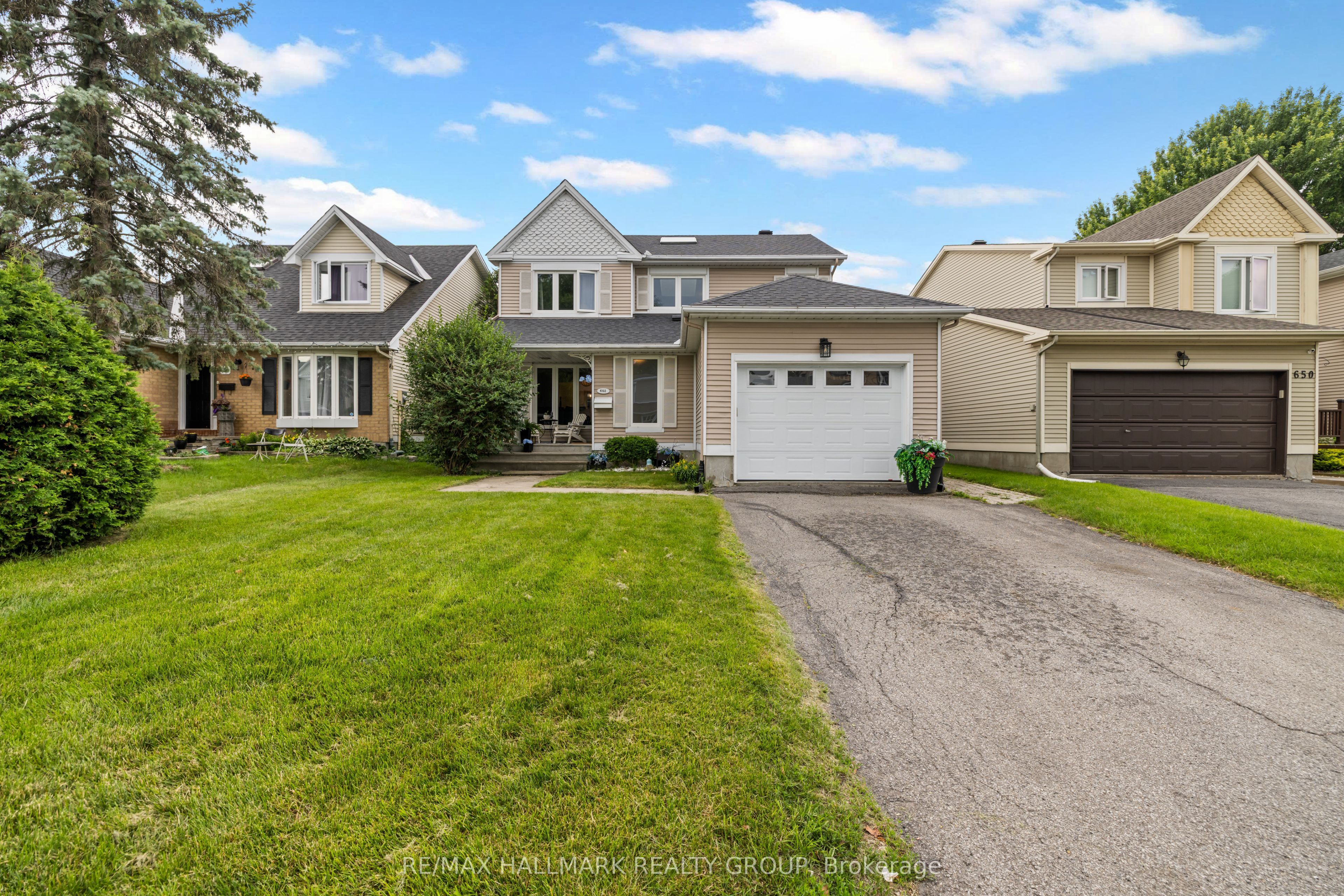 652 Thicket Way Property Photo 1
